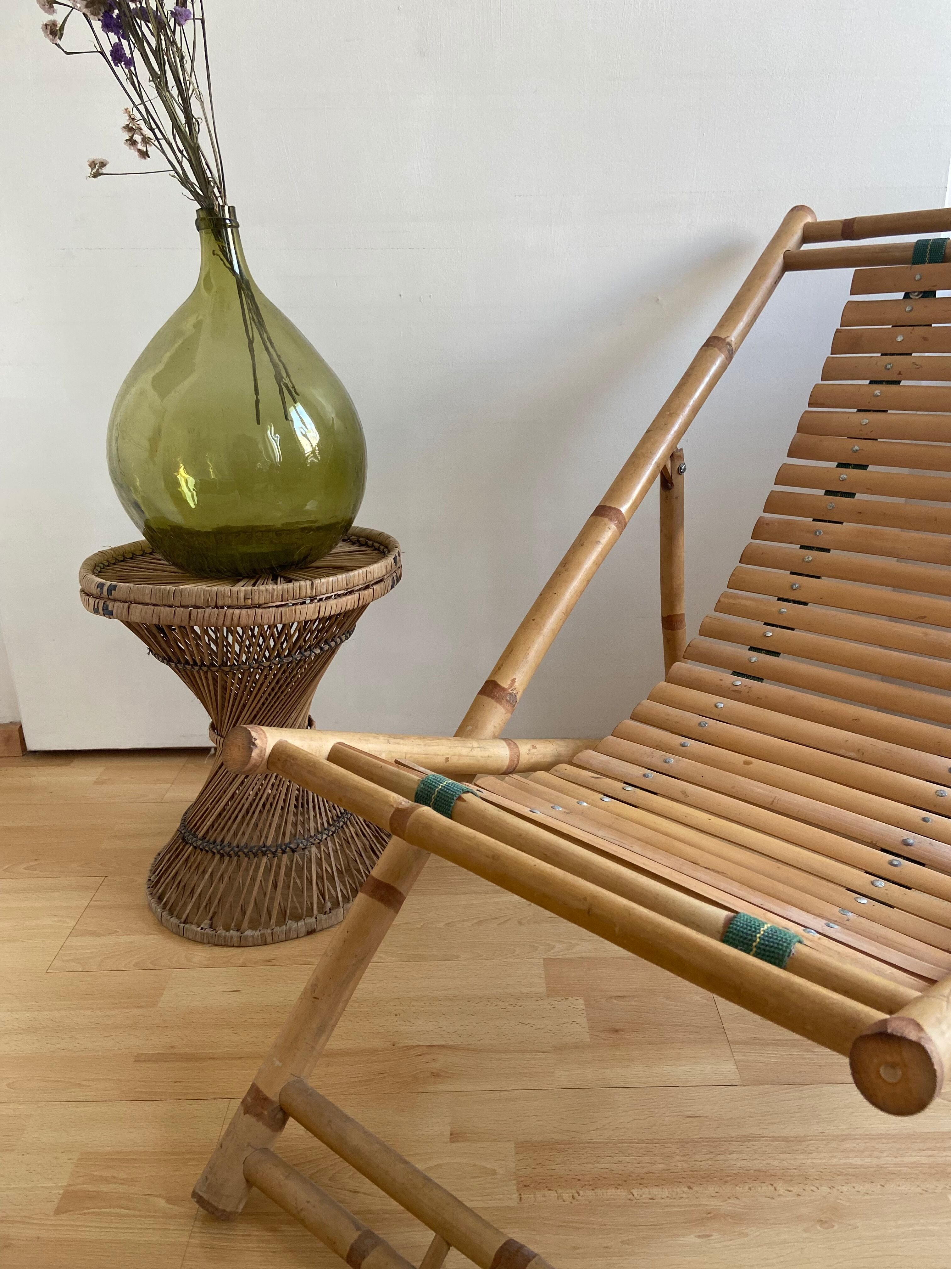 Diabolo rattan stool