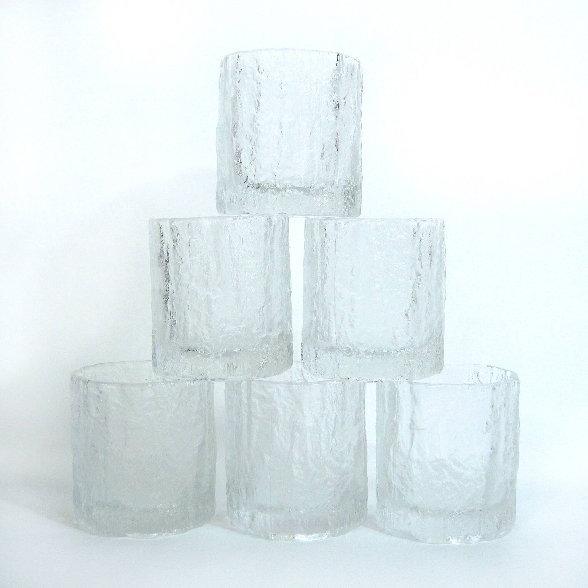 Molded glass whisky service - ice bark decoration - Frostfire Hoya Mikasa - vintage 1980s
