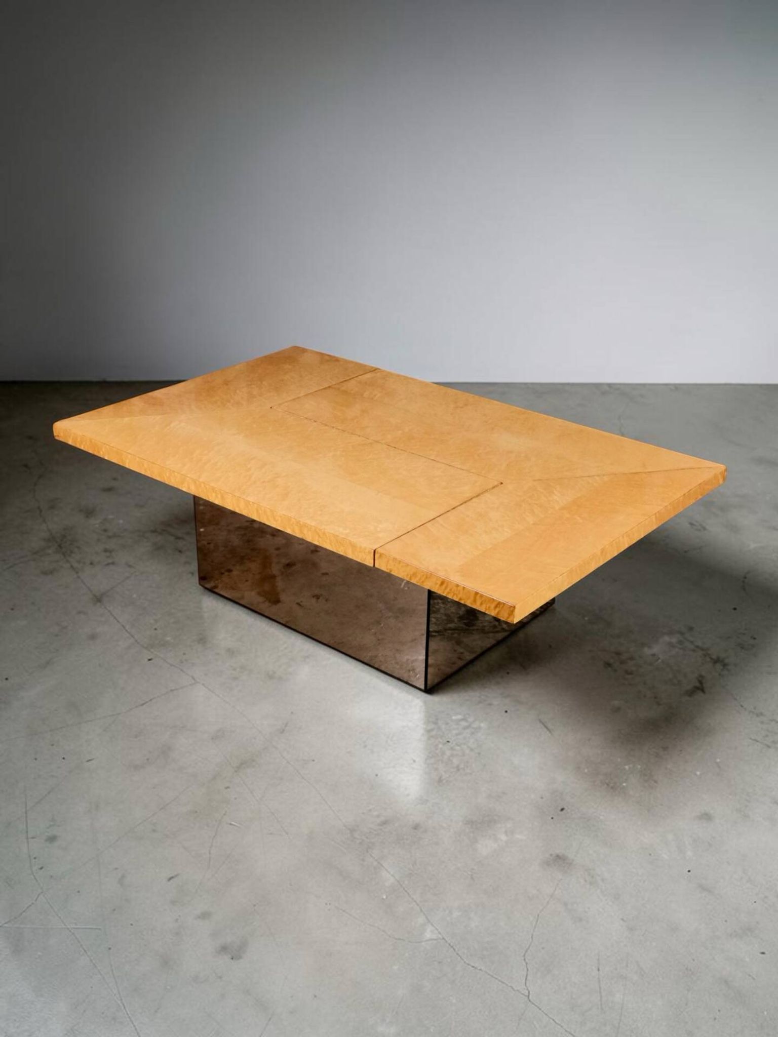 Coffee table bar in ash burl, Paul Michel for Roche Bobois, 1980.
