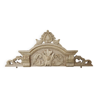 fronton ancien en chene