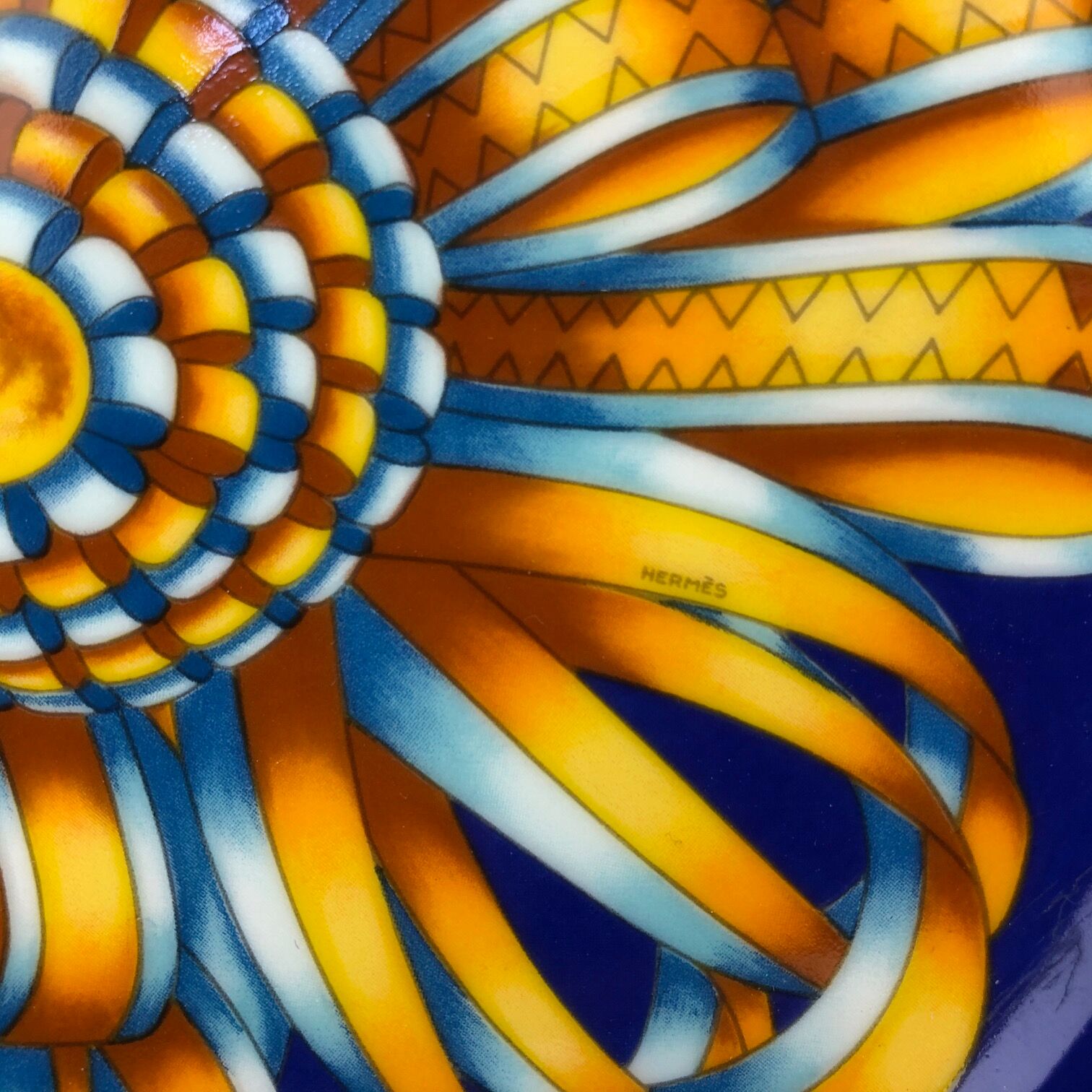 Hermes, "Silk Cocarde" model 3 plates in their packaging, 20th