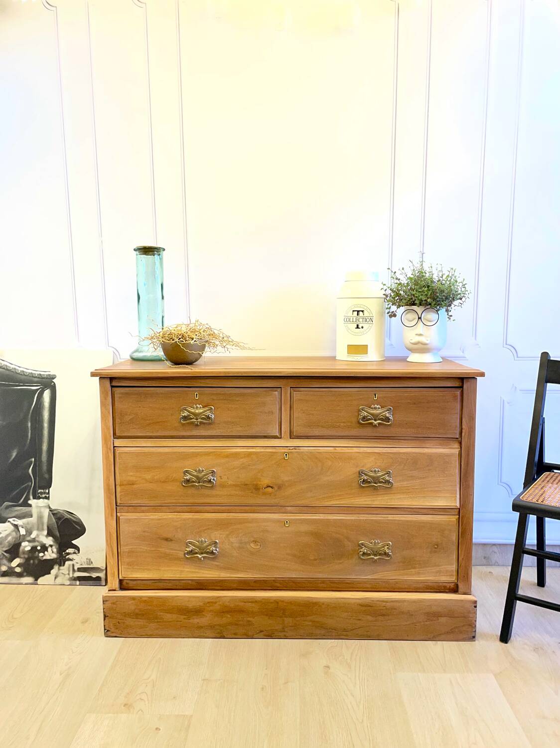 Vintage wooden chest of drawers – 4 drawers – Authentic charm