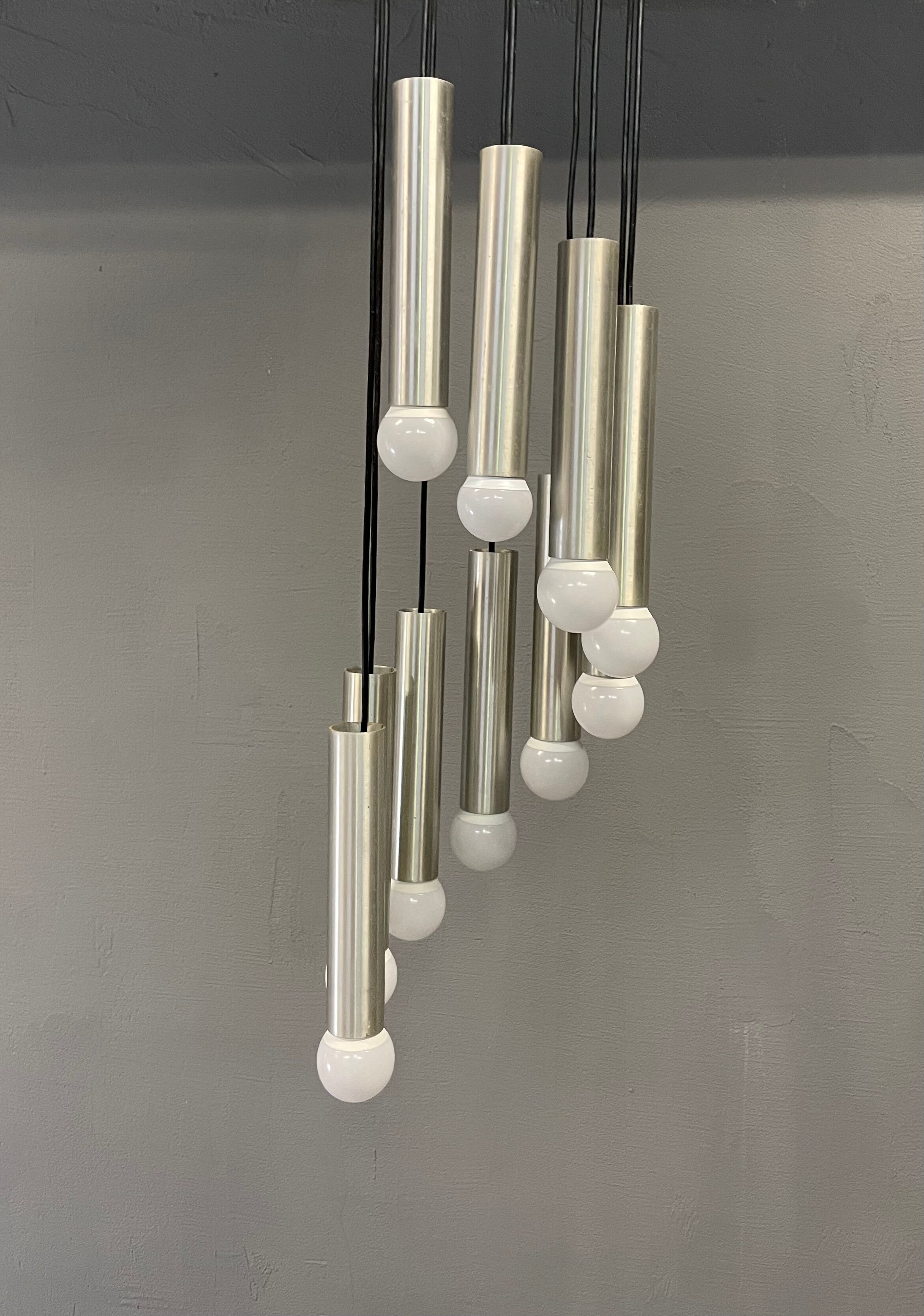 Tubular aluminum suspension 10 lights