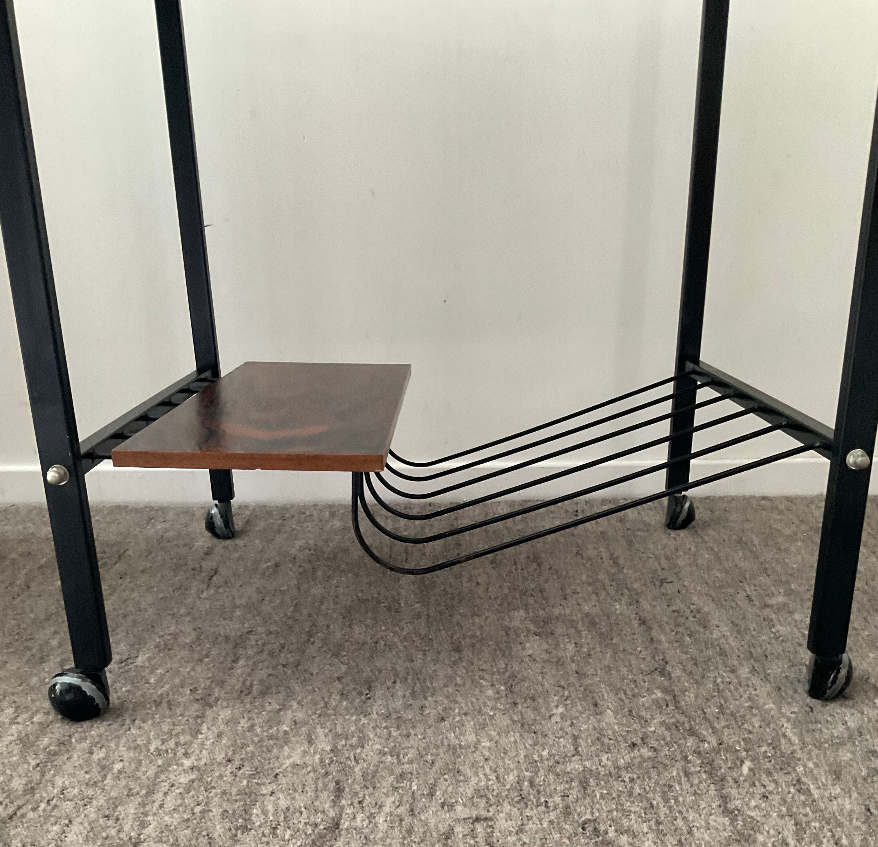 Table side on wheels from the 60s