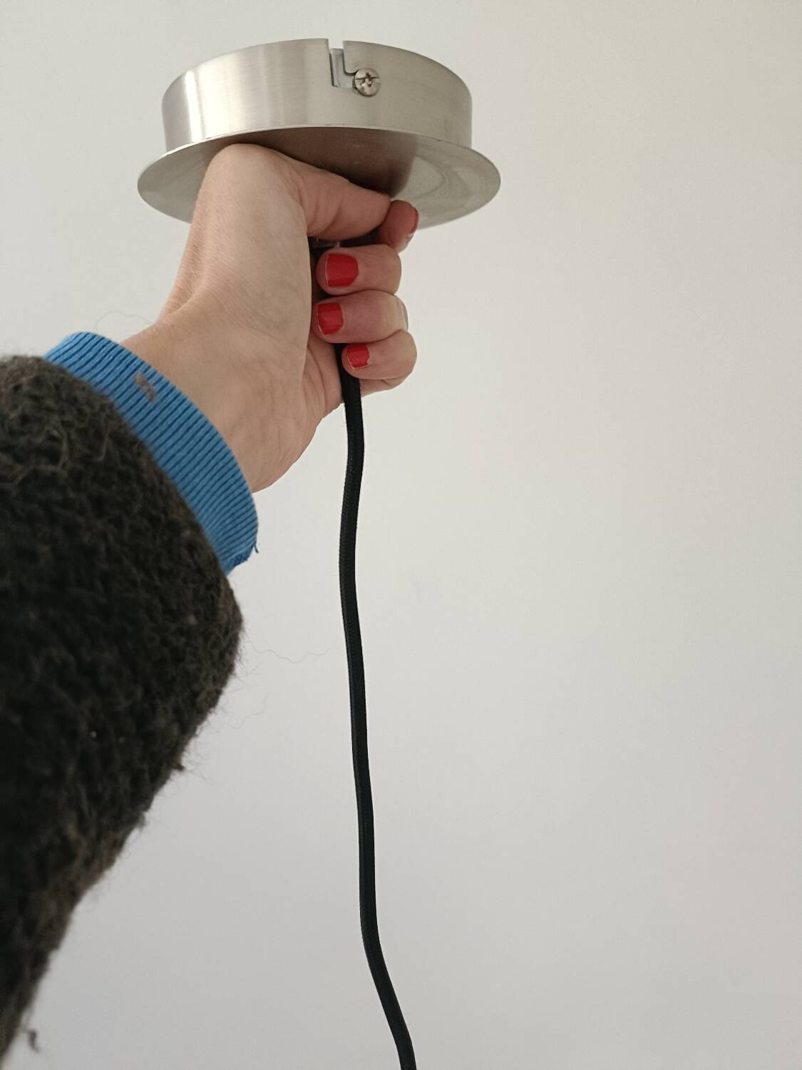 Vintage mother-of-pearl and brass pendant light