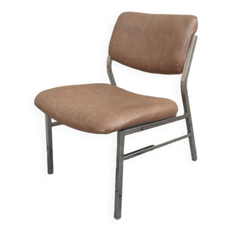 Vintage design fireside chair