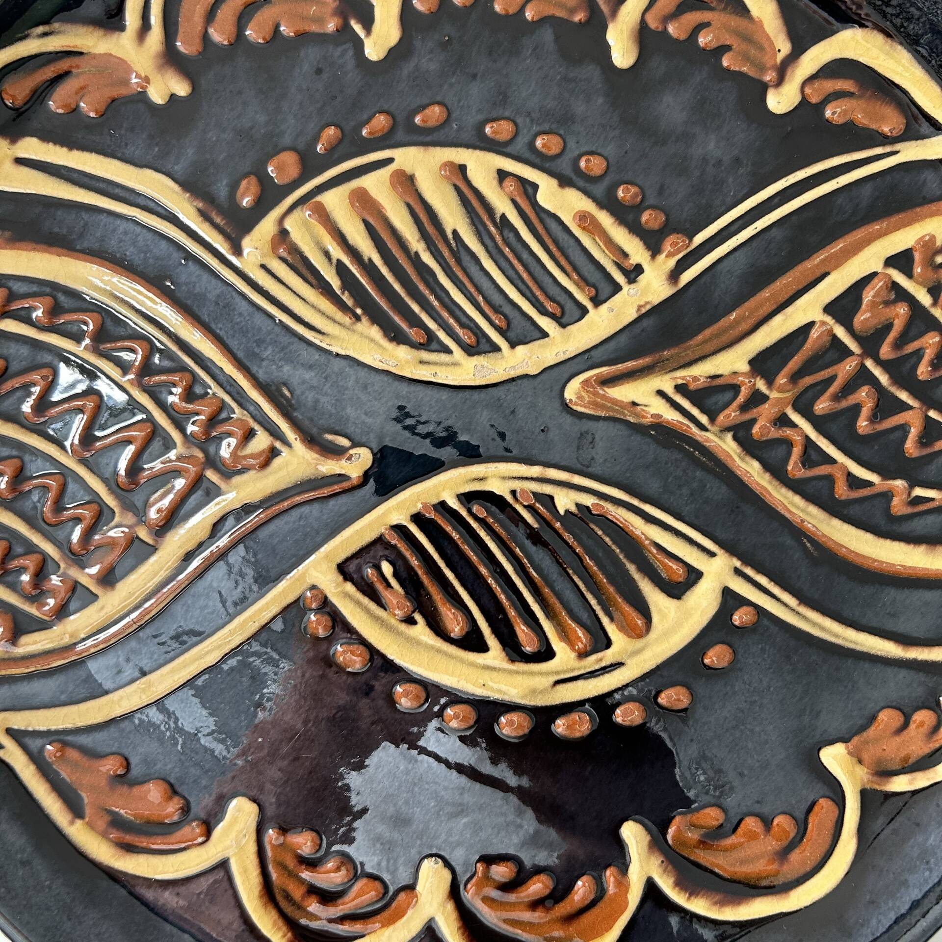 Grand plat pièce unique signée