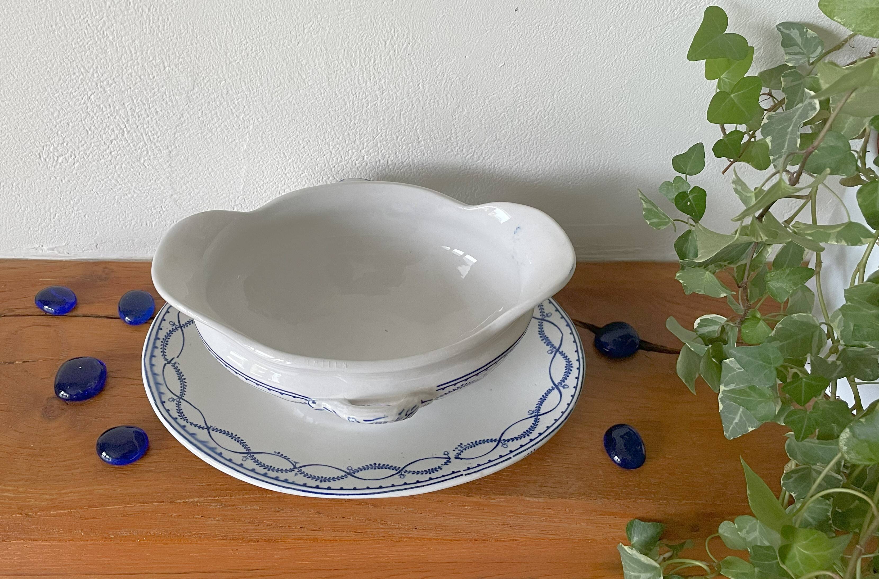 Saucière ancienne en faïence Boch Frères la Louvière