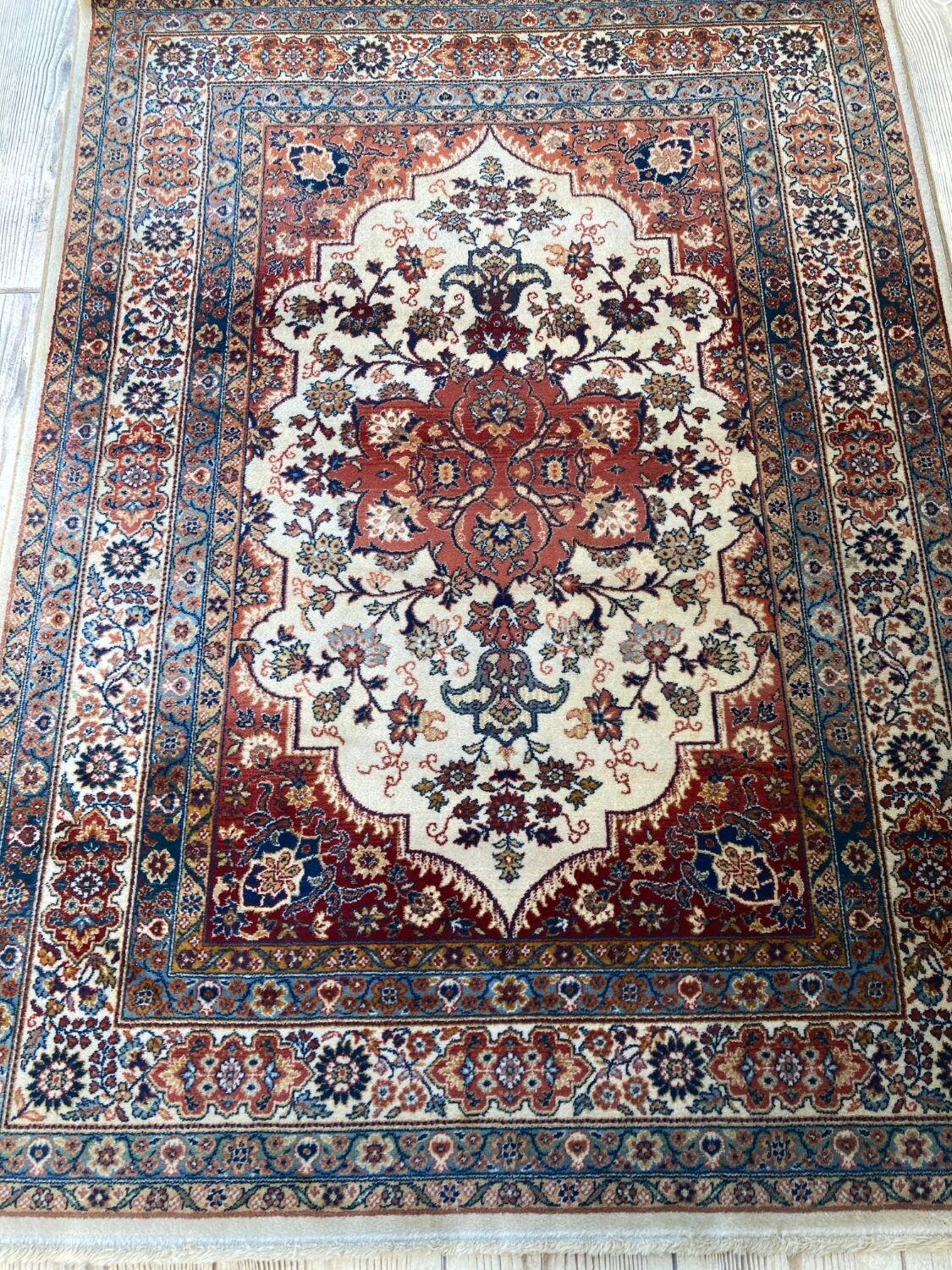 Tapis persan taille 190 cm