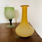 Set of 8 vases, bowls, in glass paste