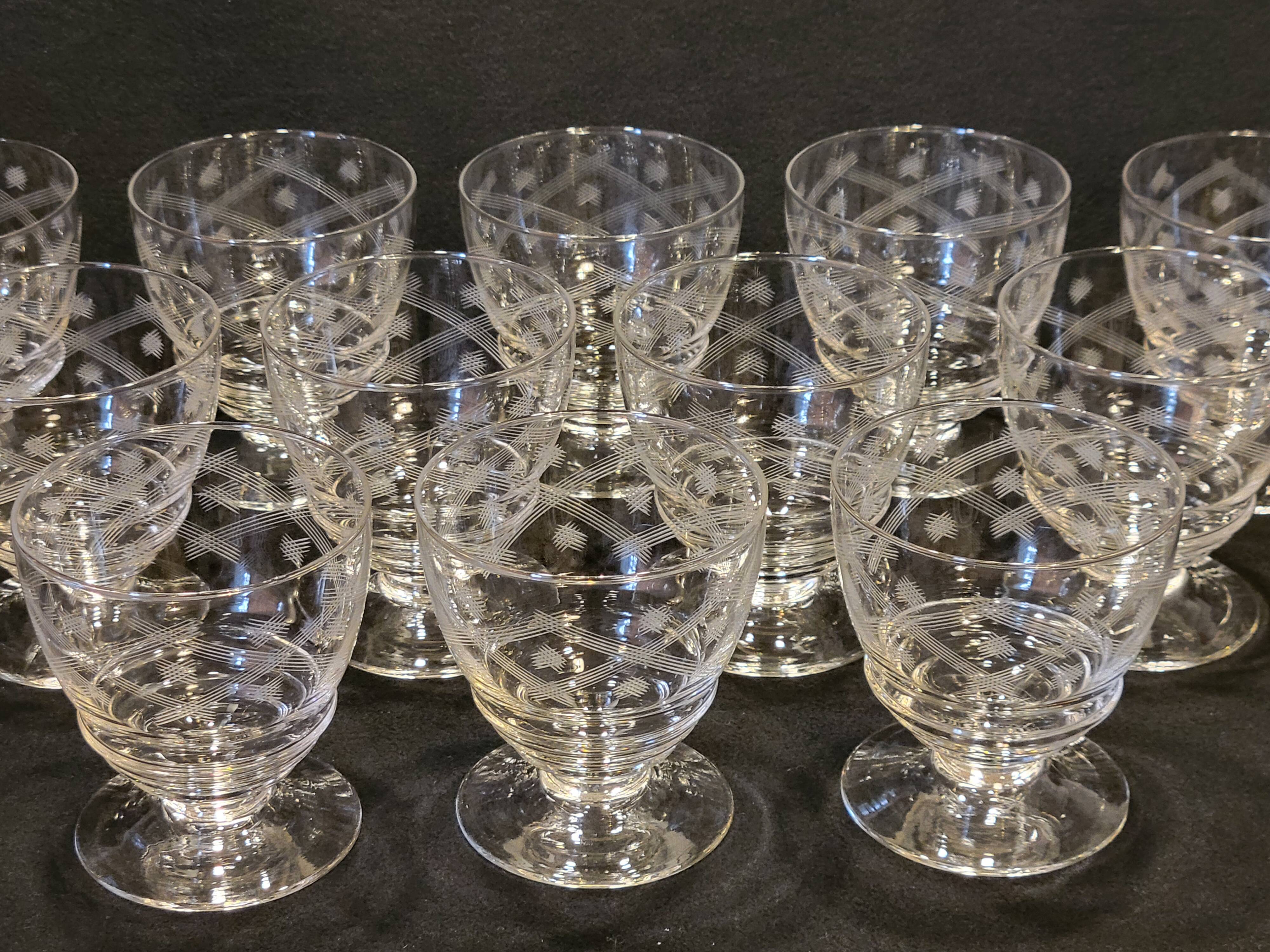 10 old port wine glasses in engraved art deco chiseled crystal