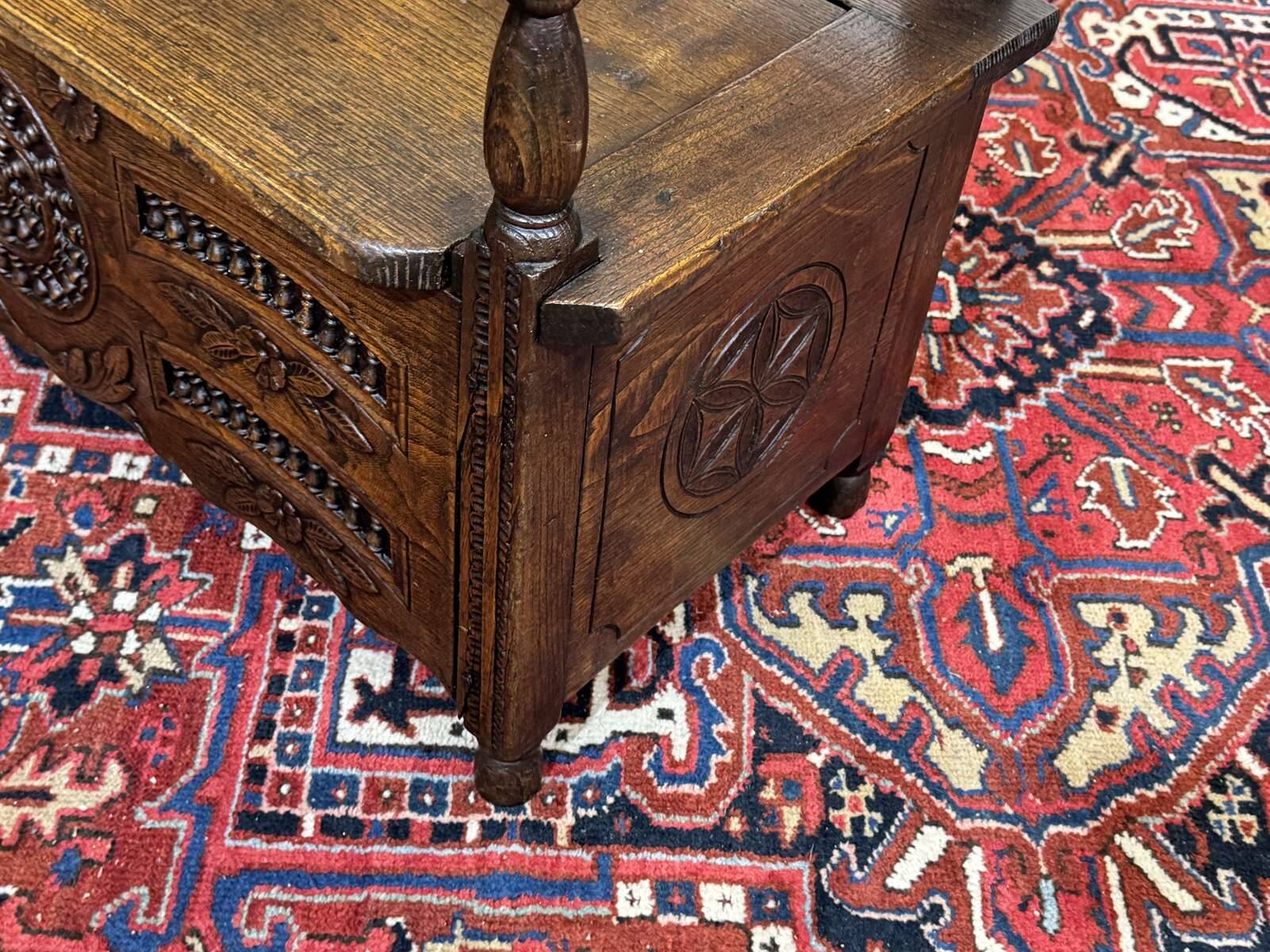 Chestnut bank chest from the 19th century.