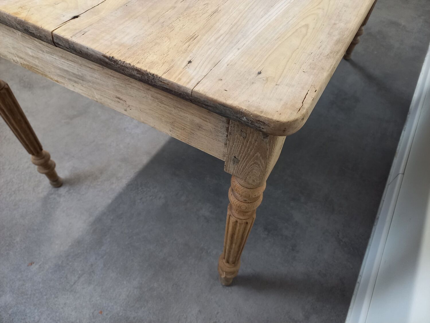 Farmhouse table