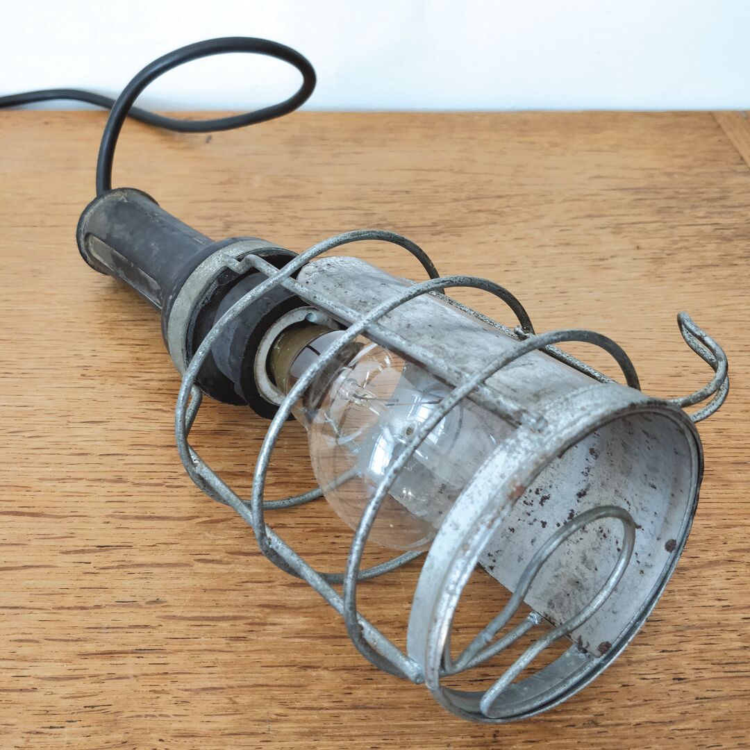 Lampe baladeuse Atrow industrielle