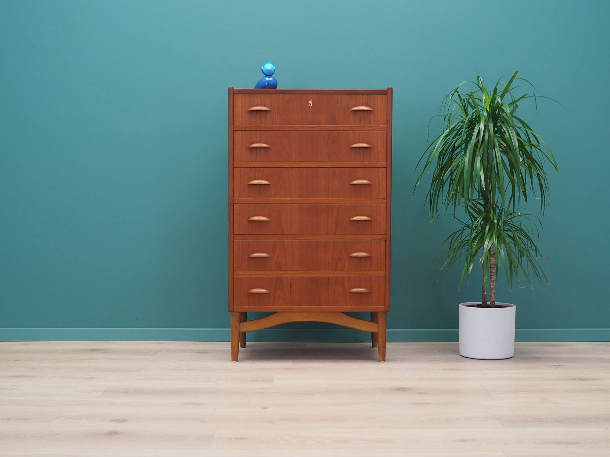 Commode en teck, design danois, années 1970, production : Danemark