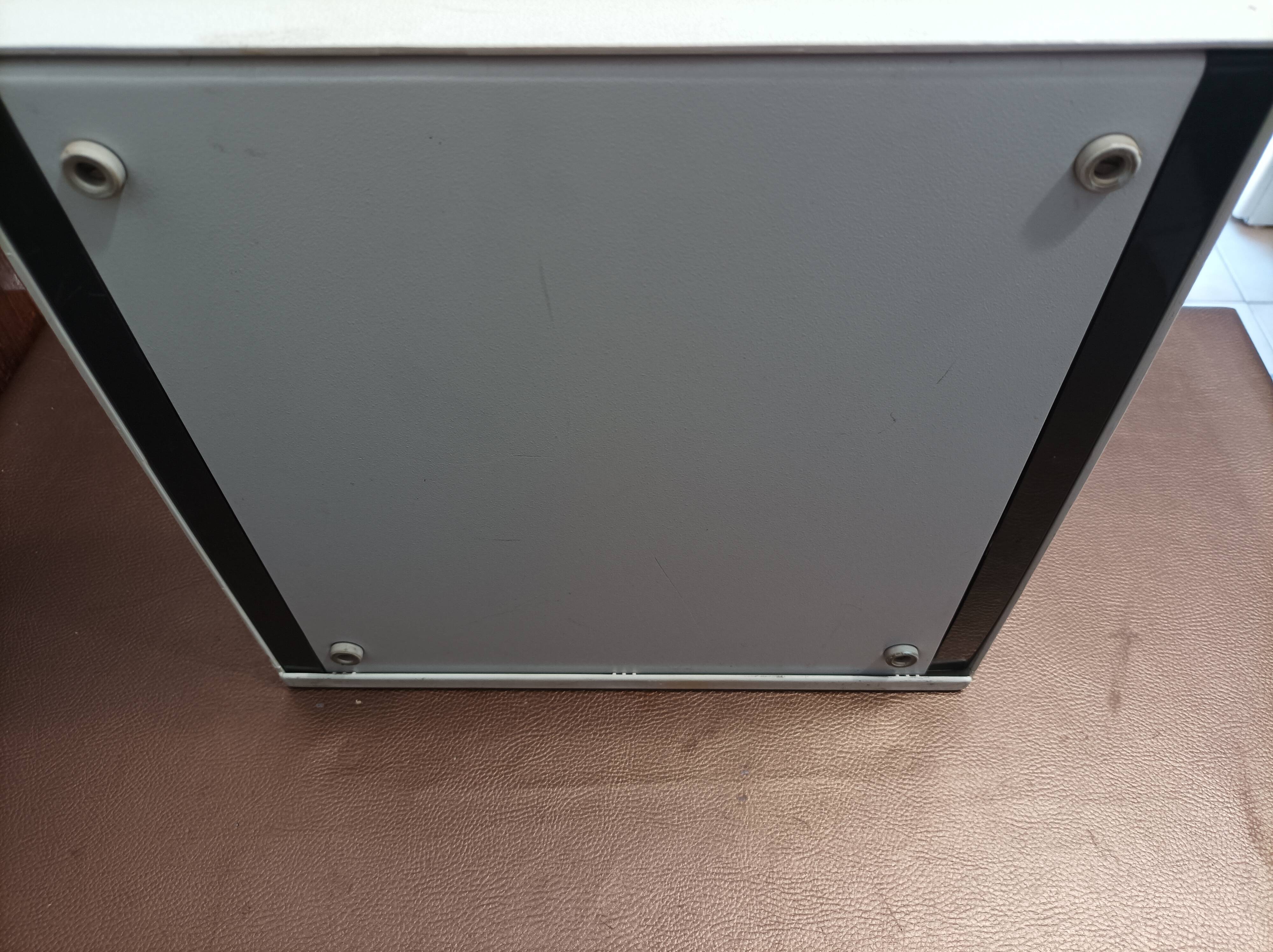 Olympia Traveler de Luxe white typewriter