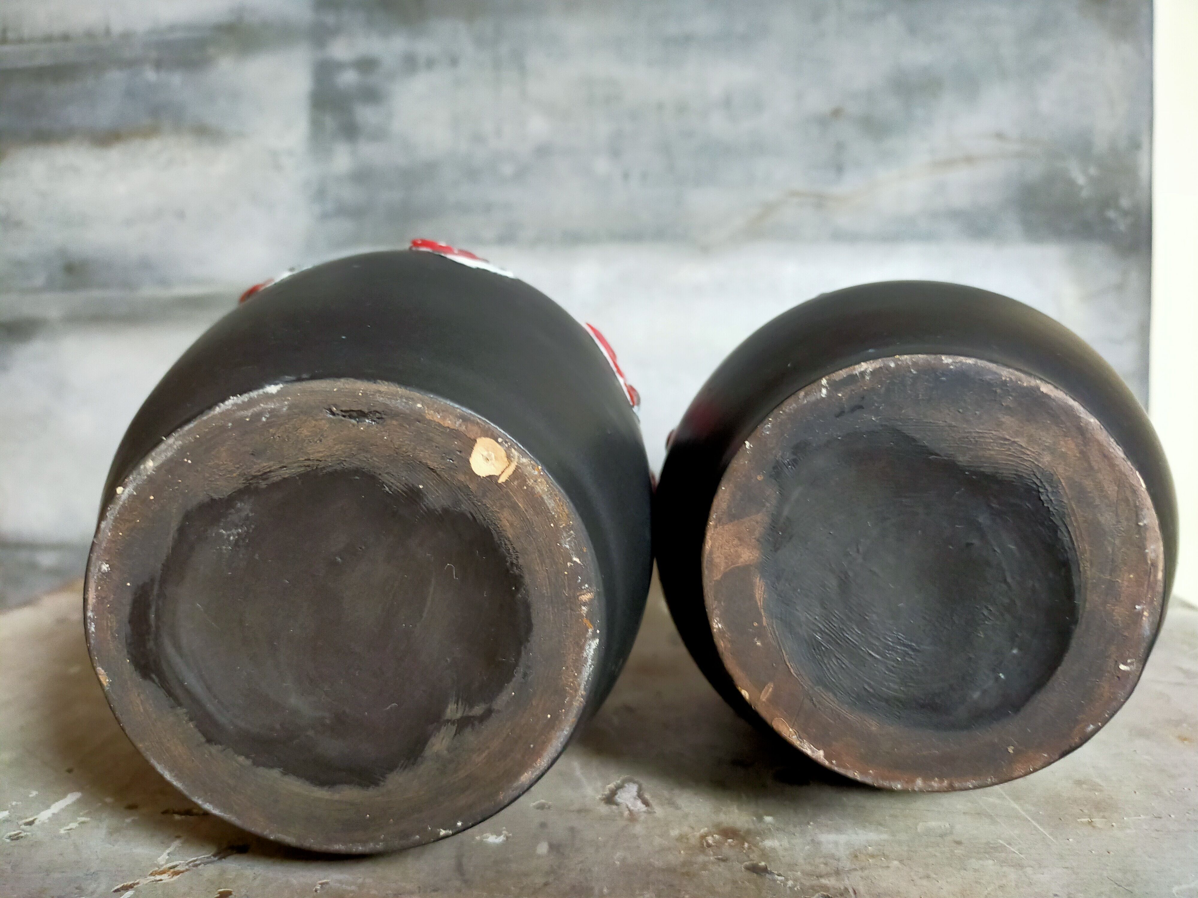 Duo of ceramic vases foams Fat Lava vintages