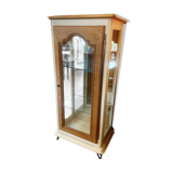 Oak and chamomile display case