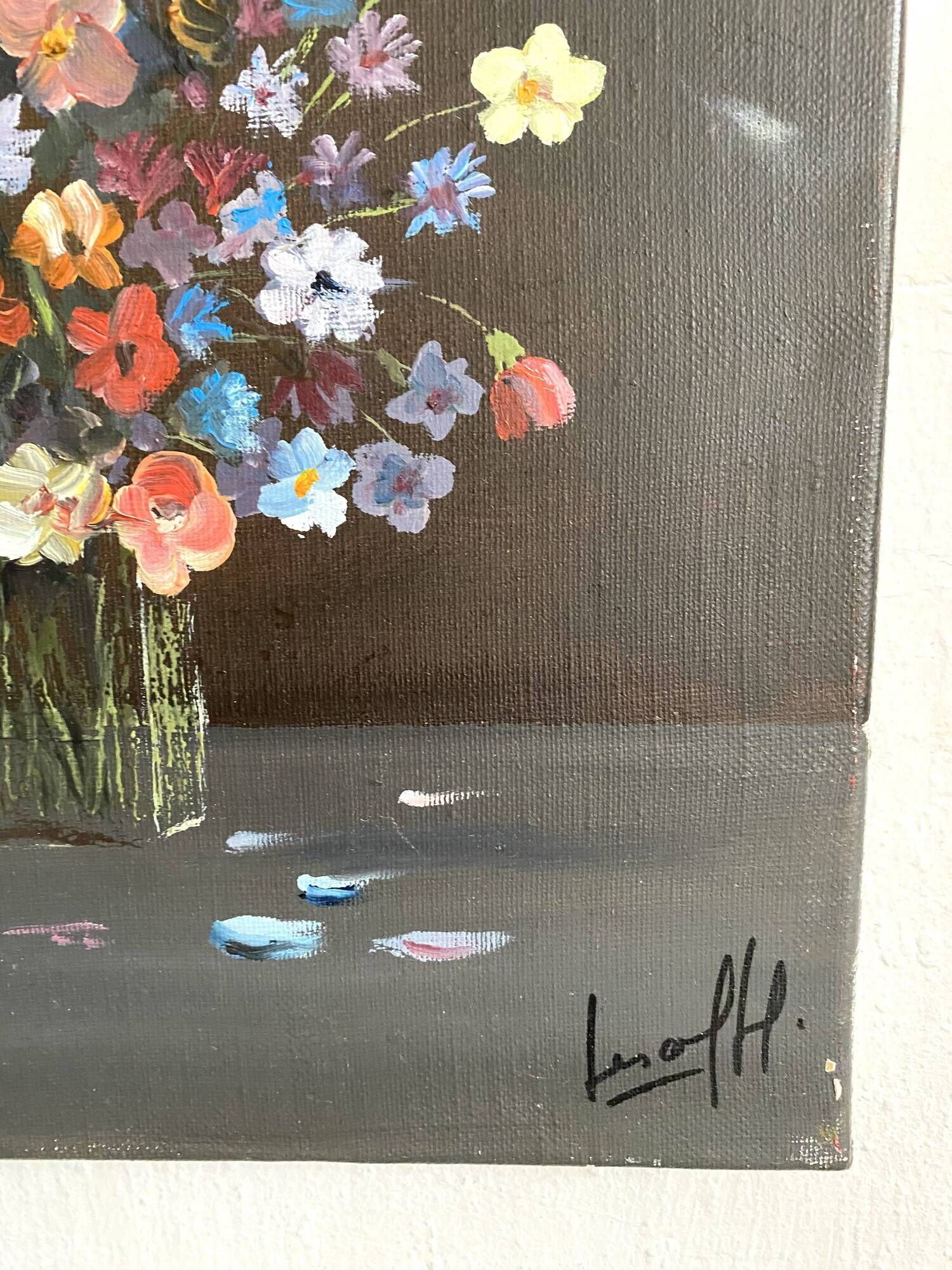 Painting on canvas bouquet of flowers signed 35 X27