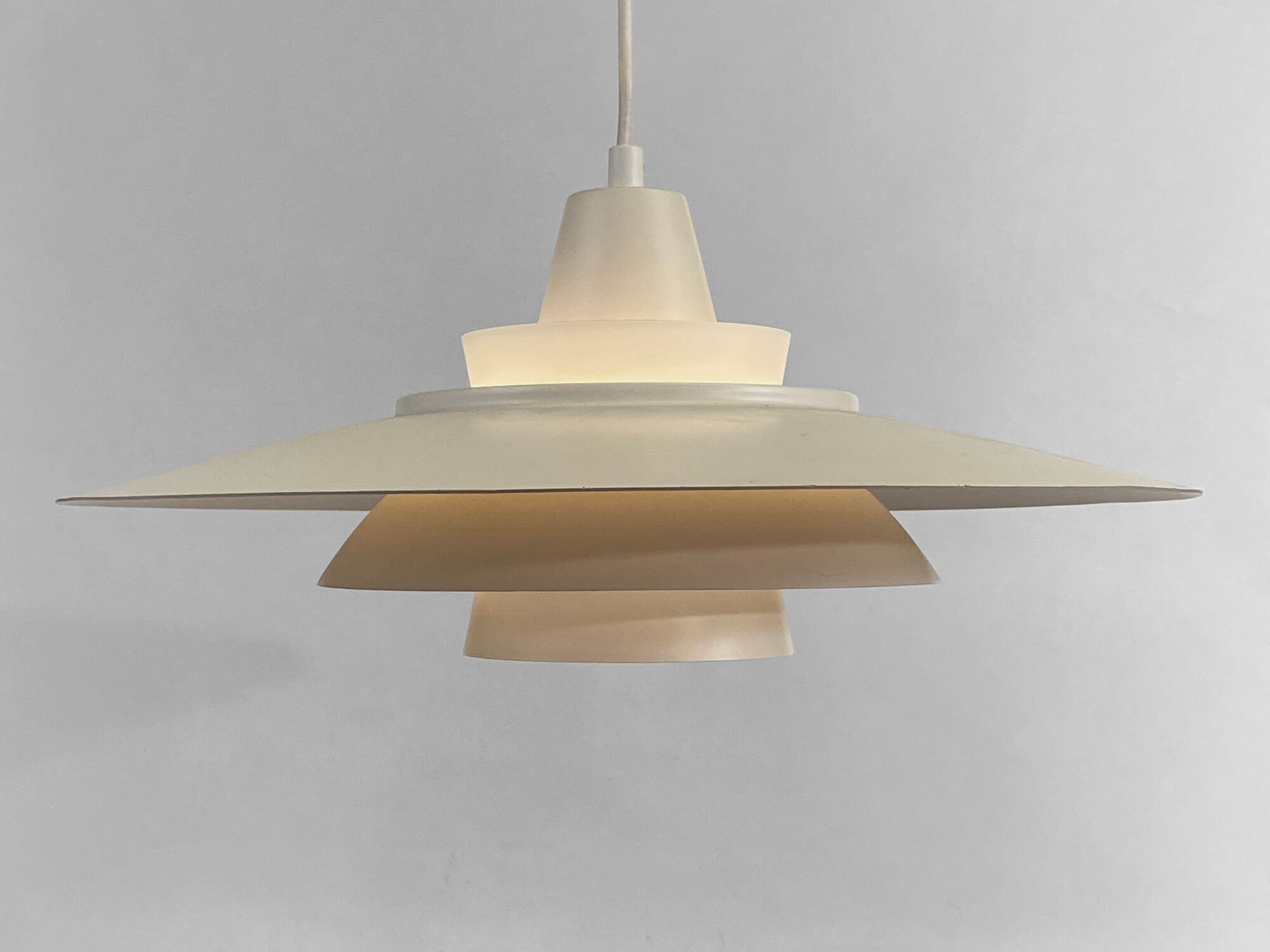 Large layered pendant light by David Mogensen for Superlight. Denmark 1970s