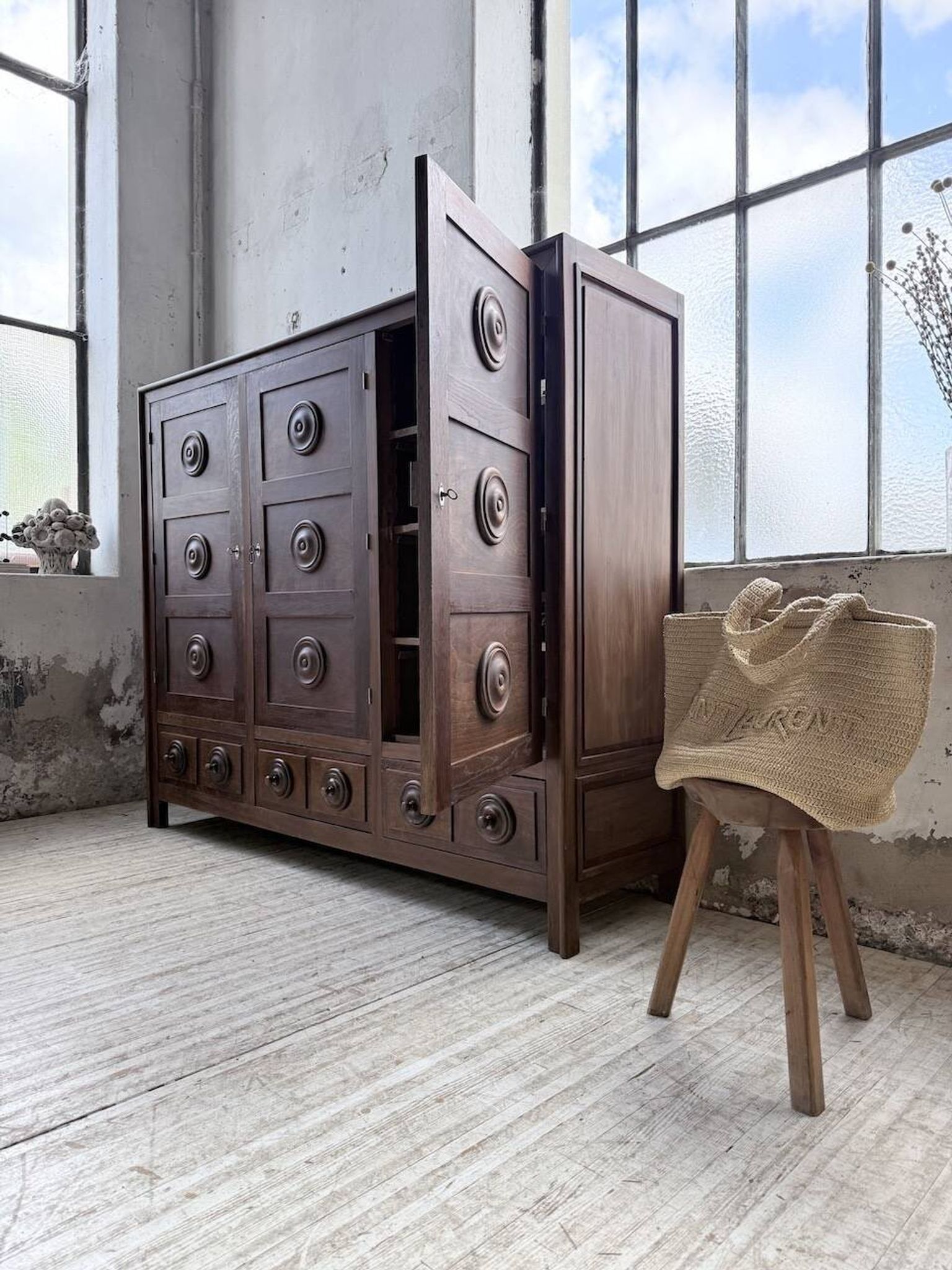Oak wardrobe "Basque" Dudouyt