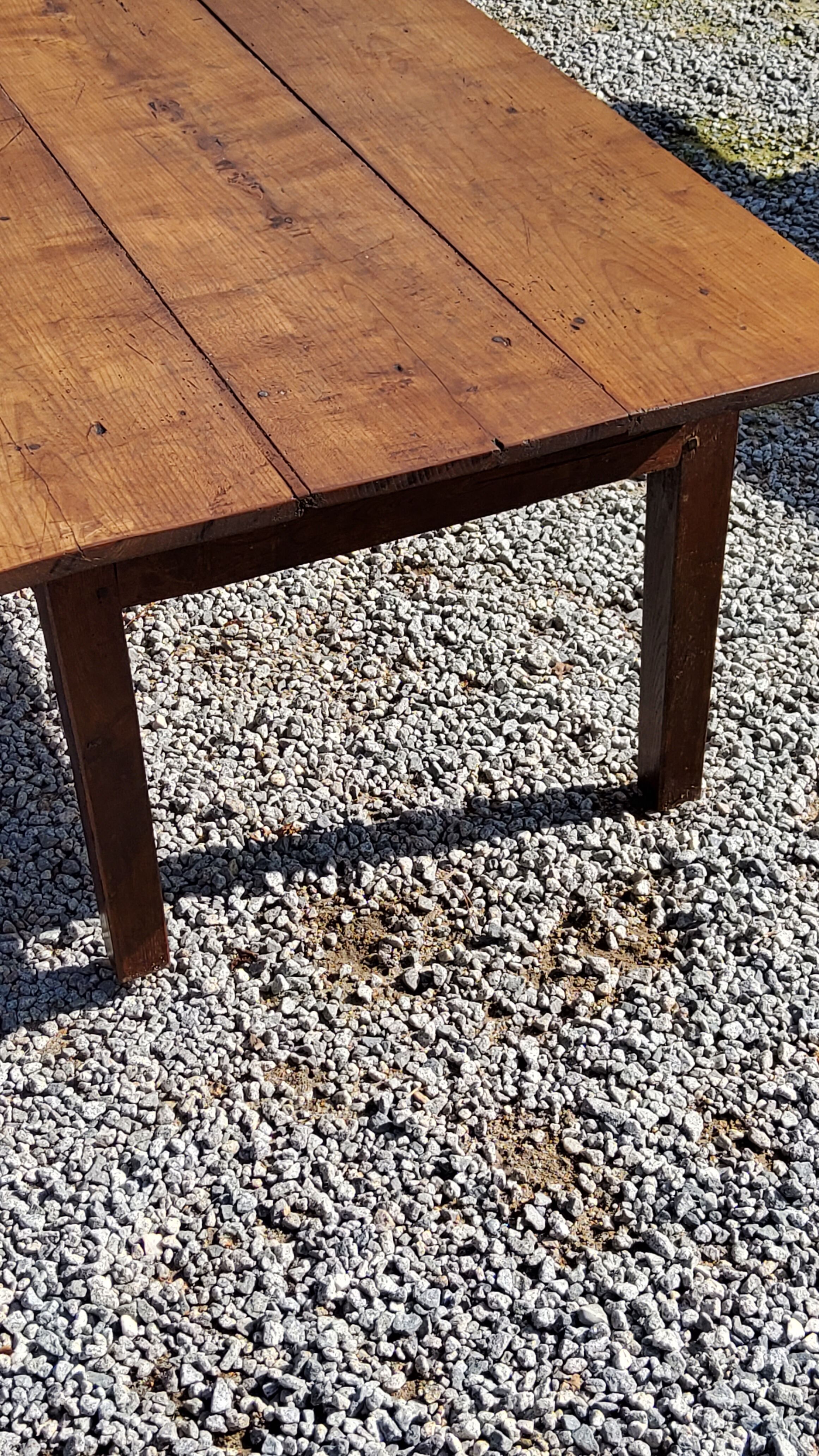 Table basse de ferme XIXième siècle plateau merisier piètement chêne 1 tiroir pieds fuseaux