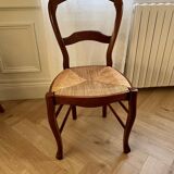 Set of chairs