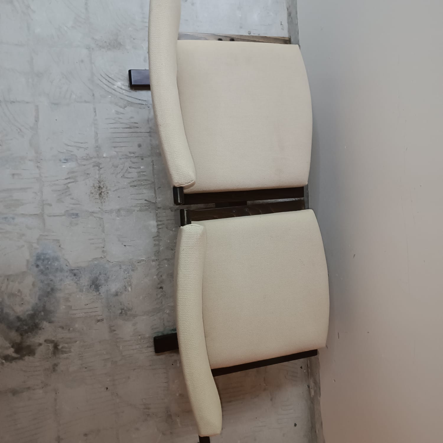 Chair + table on beam vintage 80s