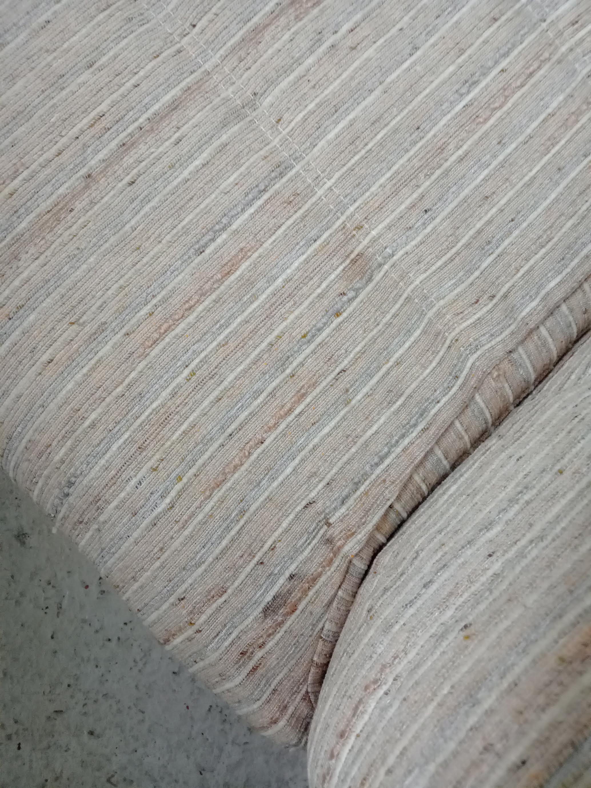 Reclining sofa color "crème chinée", France, circa 1970
