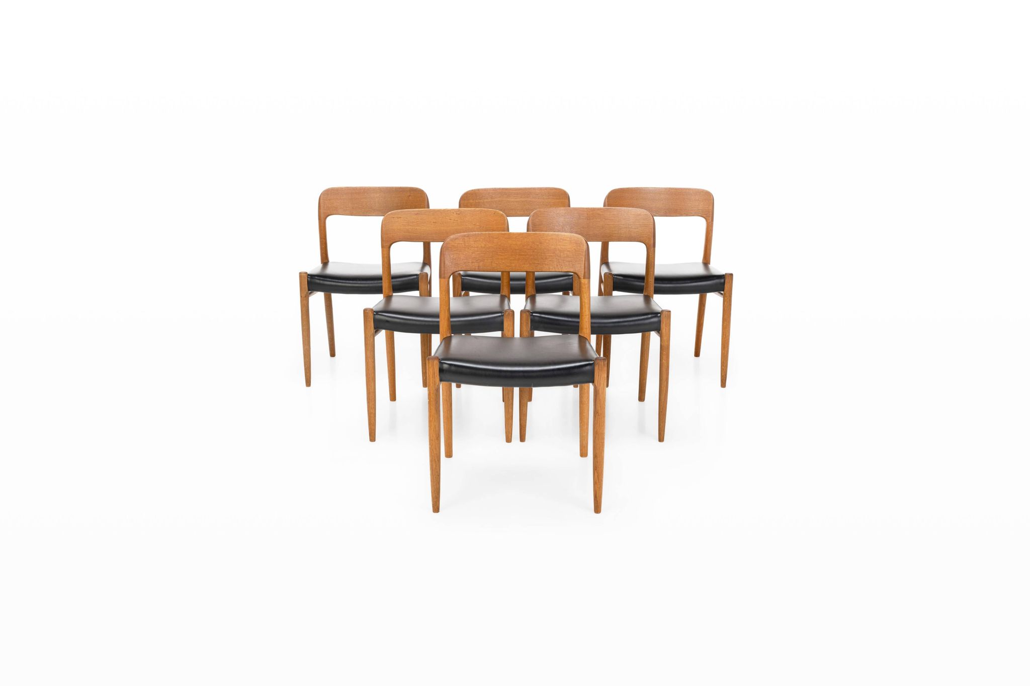 Set of 6 dining chairs by Niels O. Møller, Model 75