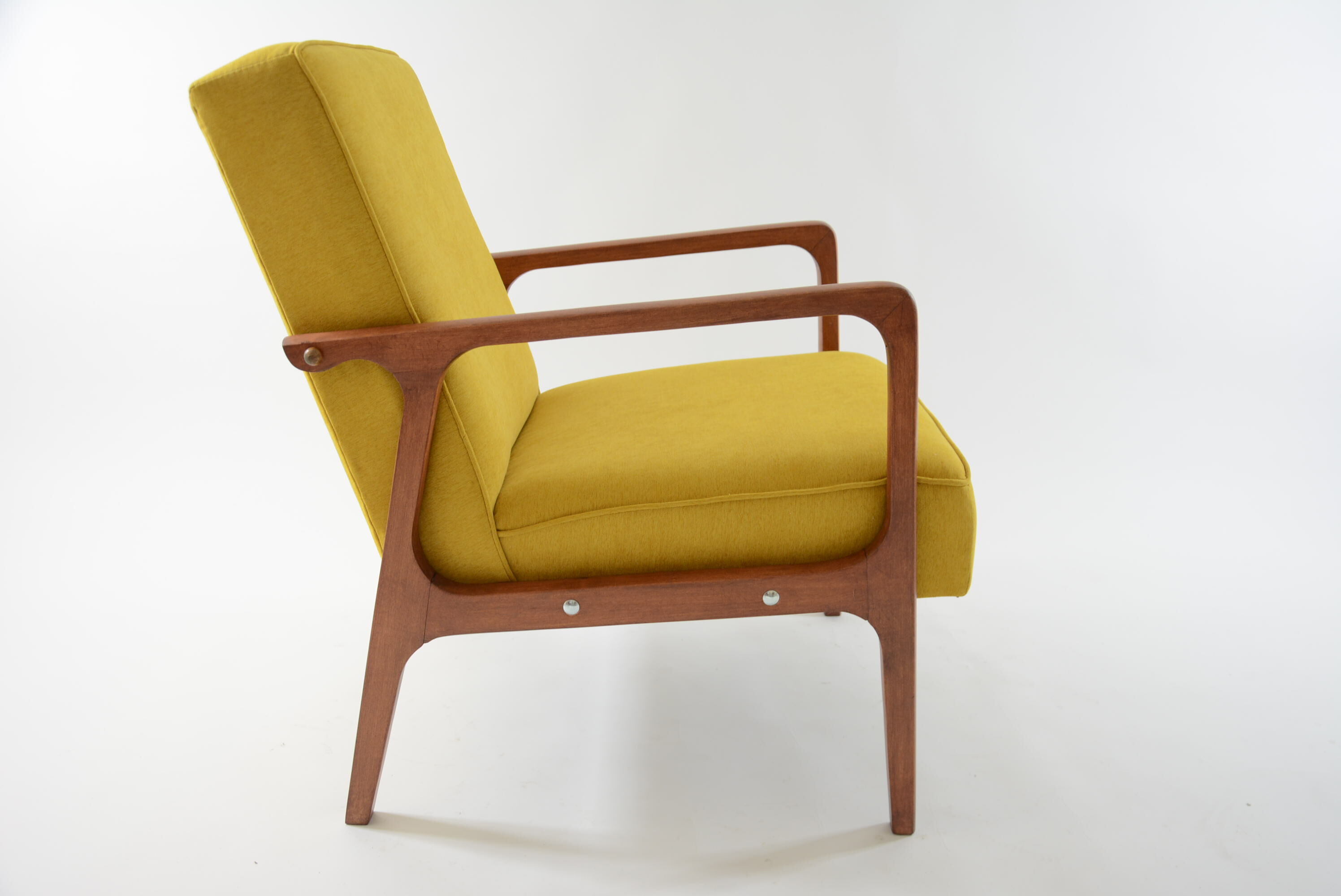 Yellow kard armchair