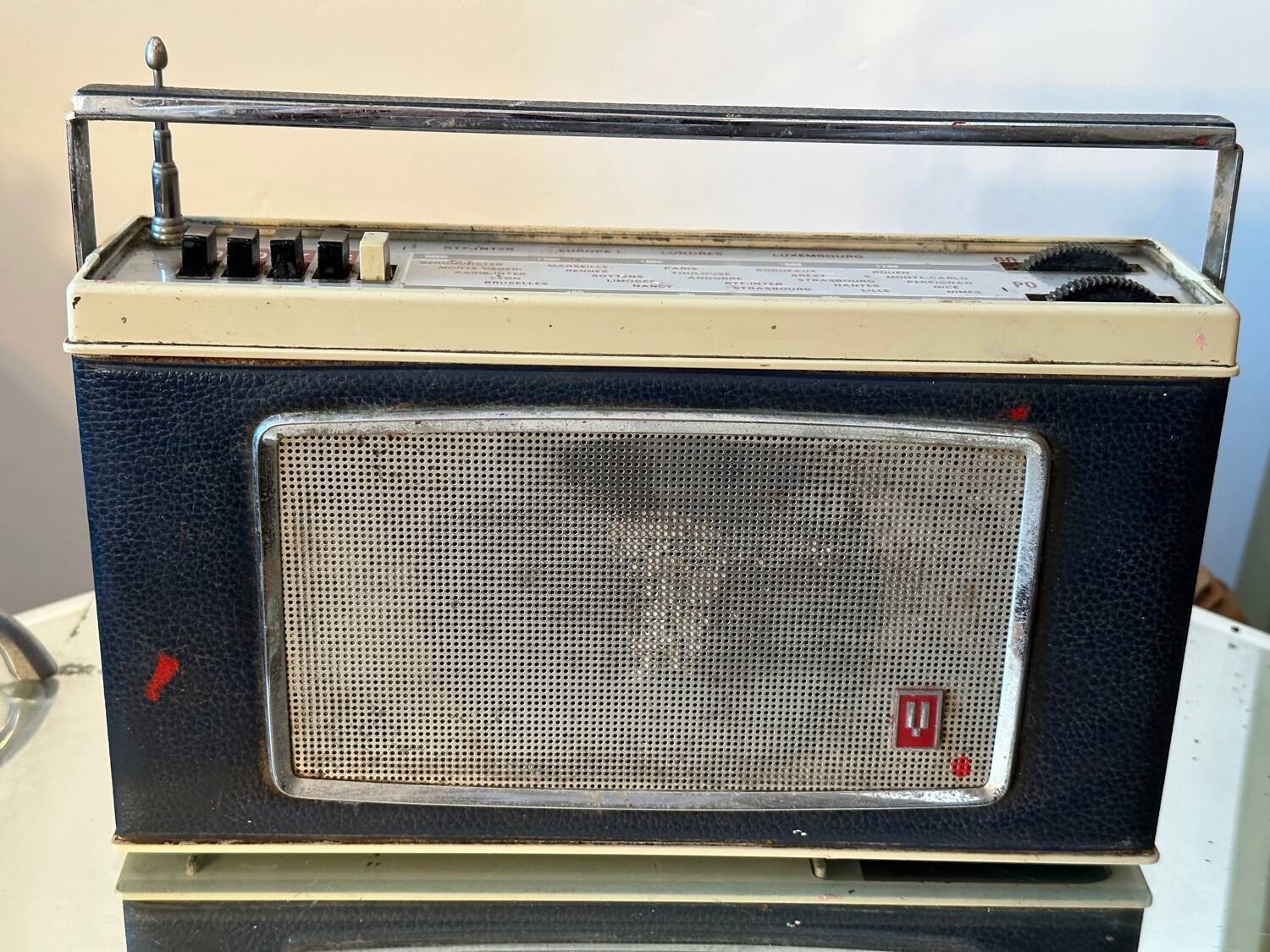 Vintage DUCRETET THOMSON PO/GO/OC Radio Transistor - Untested