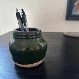 Green pencil holder