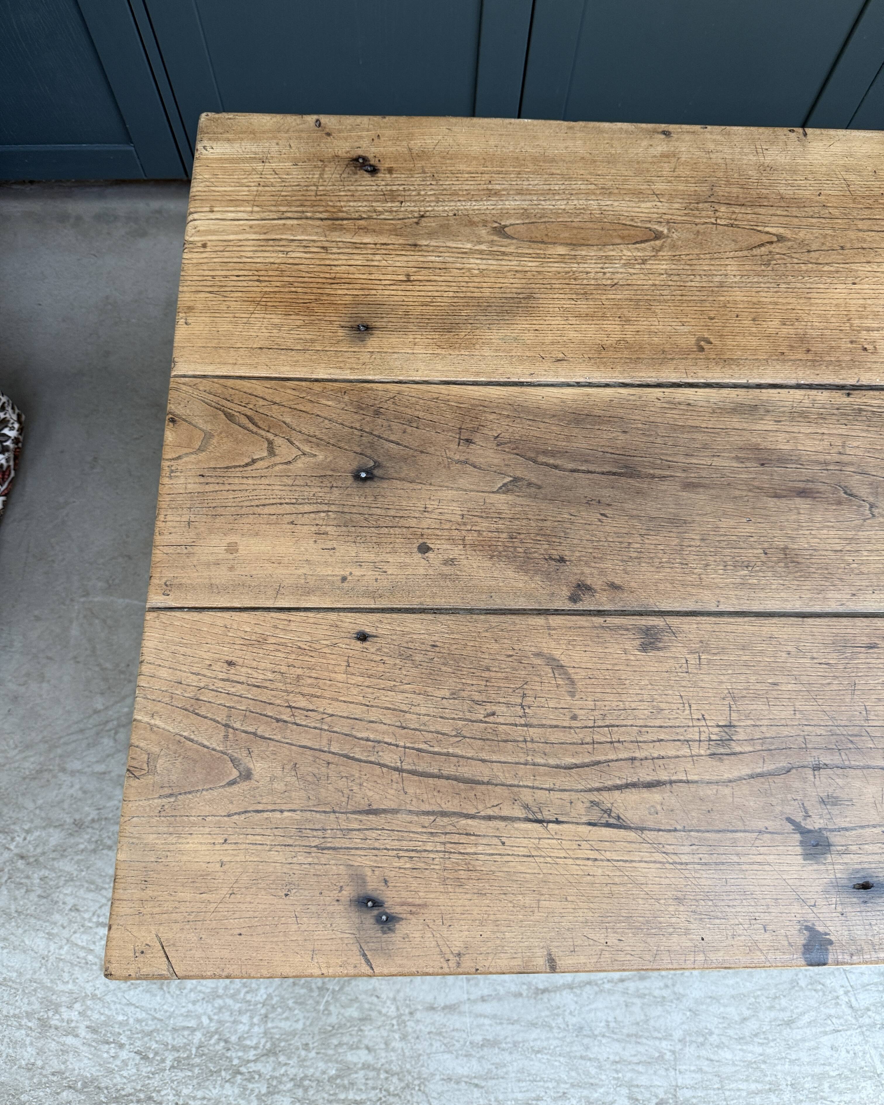 Table de ferme ancienne en chêne (rénovée)