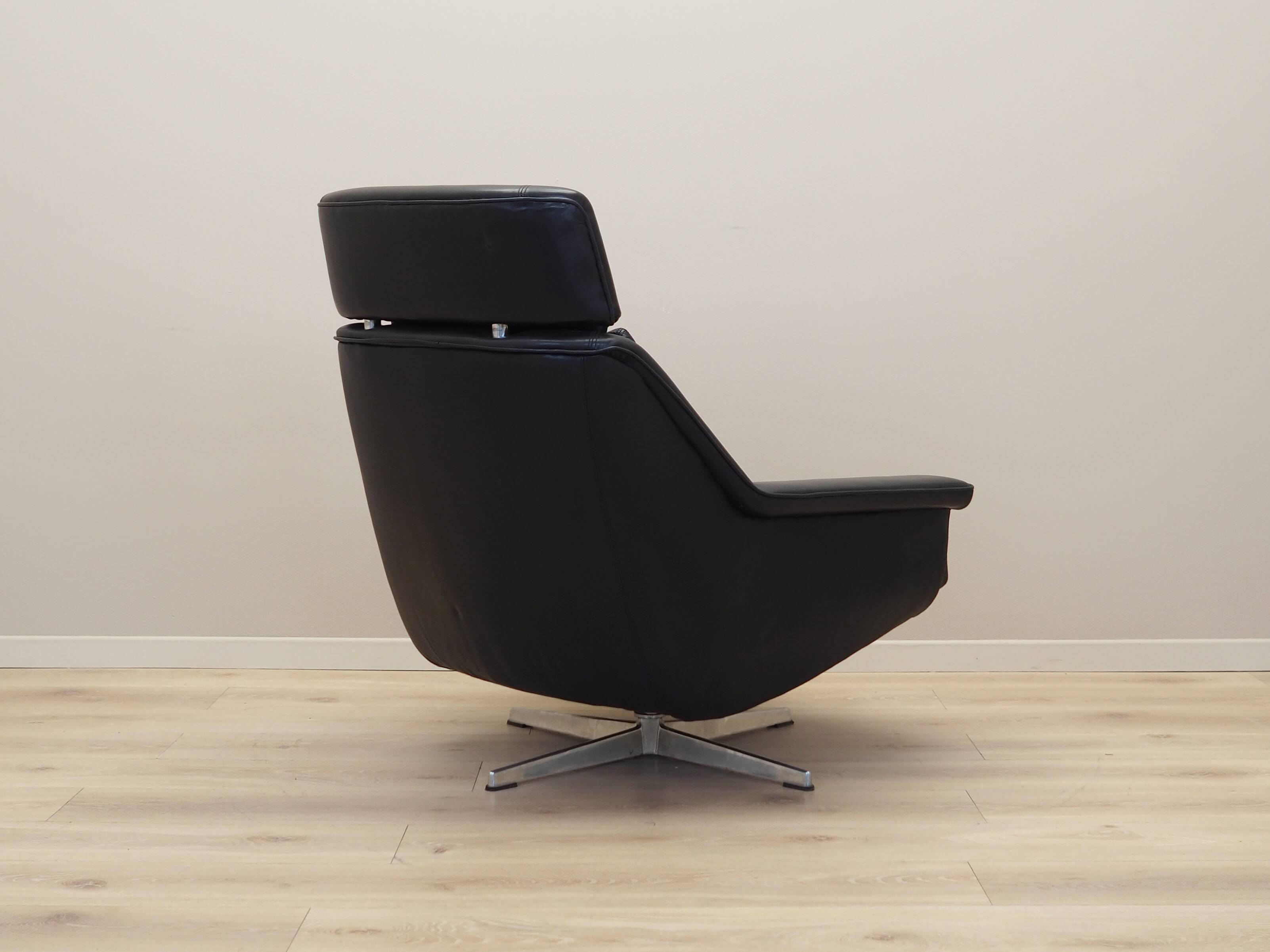 Swivel armchair, Danish design, 1970s, designer: Werner Langenfeld, manufacture: Esa