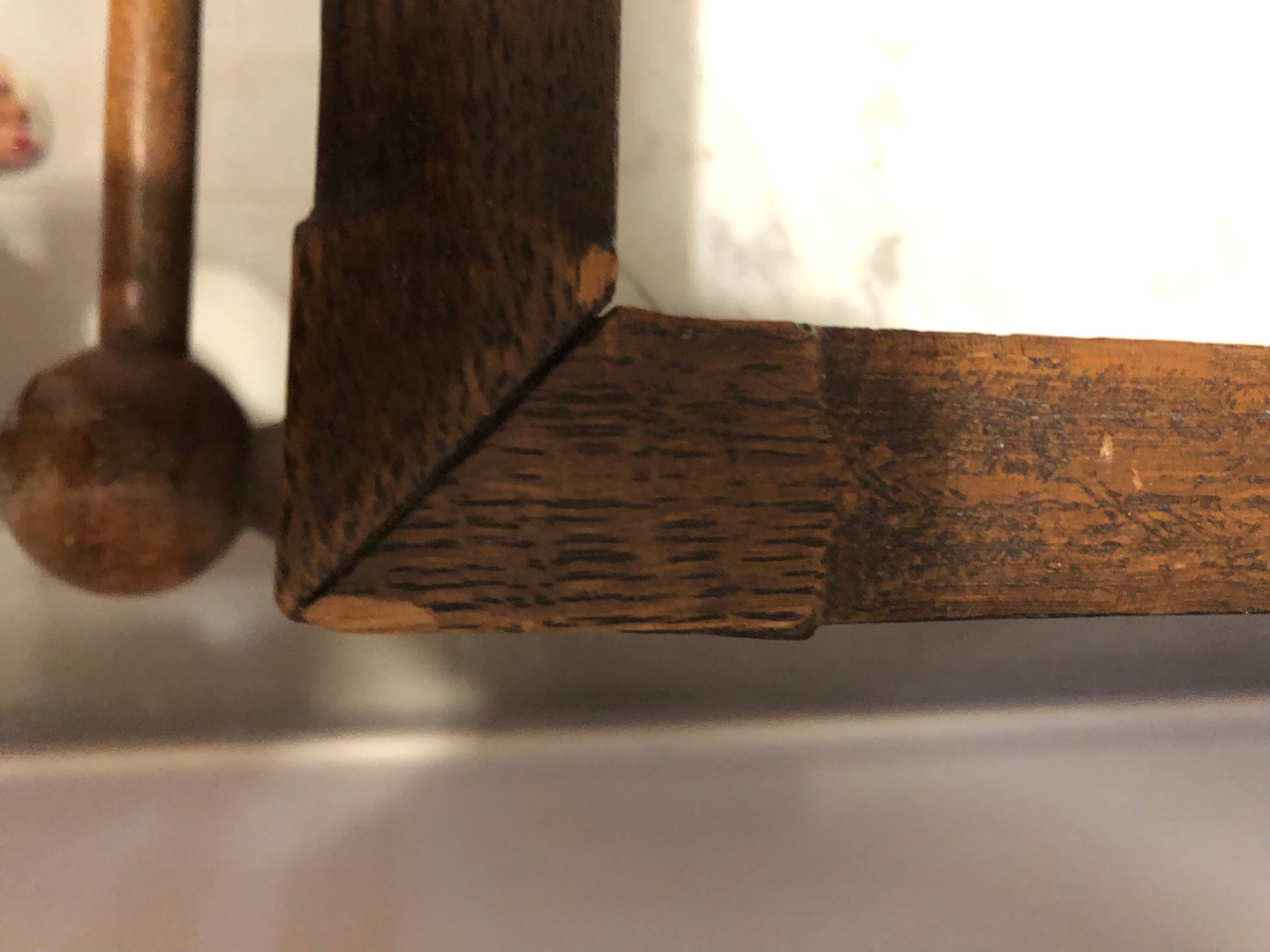 Table de toilette dessus marbre