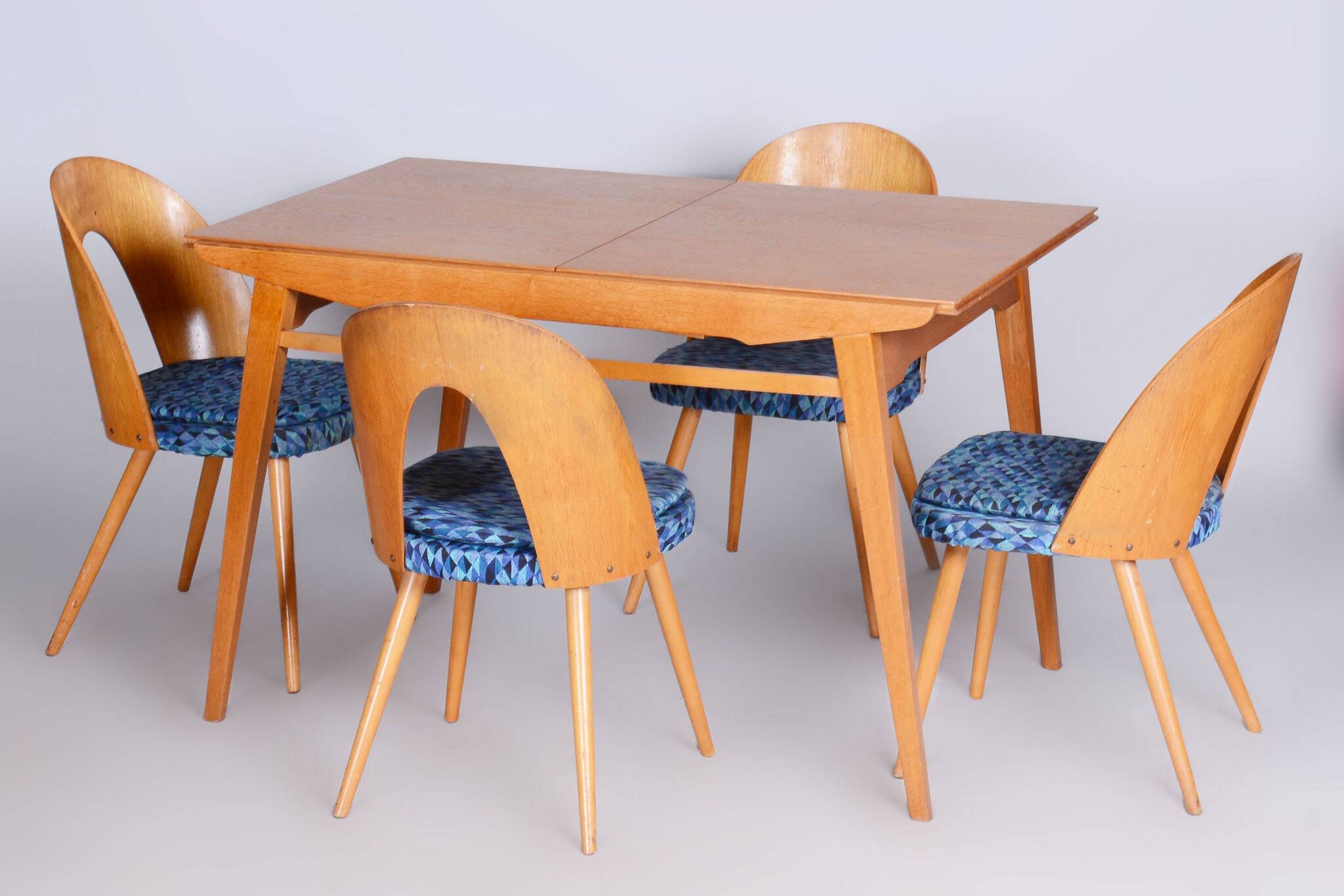 Restored Midcentury Oak Extendable Dining Table, Revived Polish, Czechia, 1950s