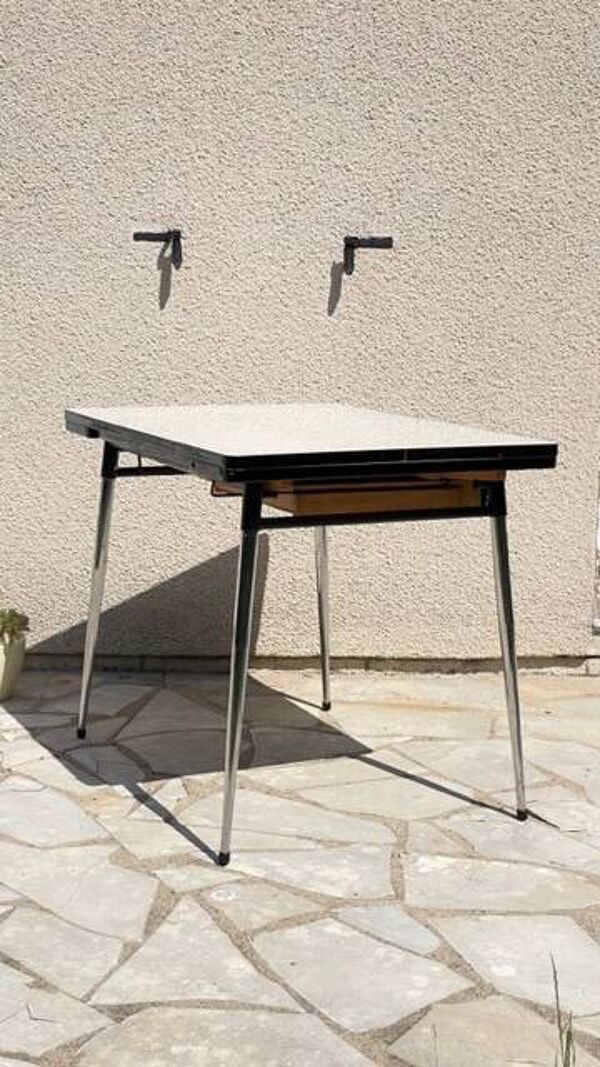 Table bureau formica vintage