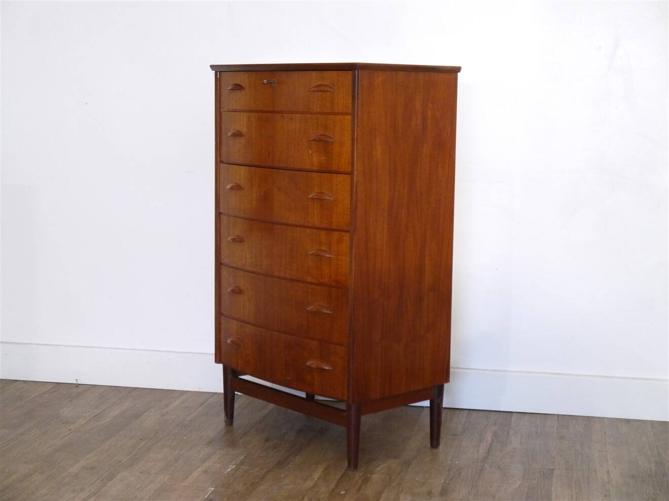 Grande commode danoise en teck 1960