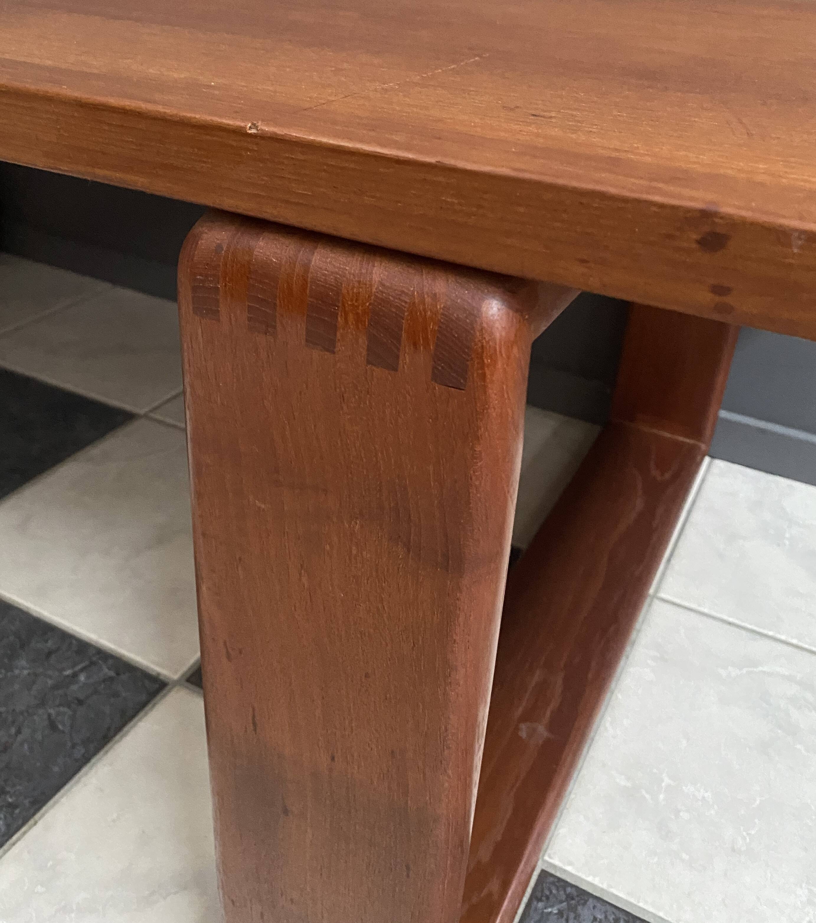 Large Teak coffee table with serving tray 1970s EMC Mobler Denmark