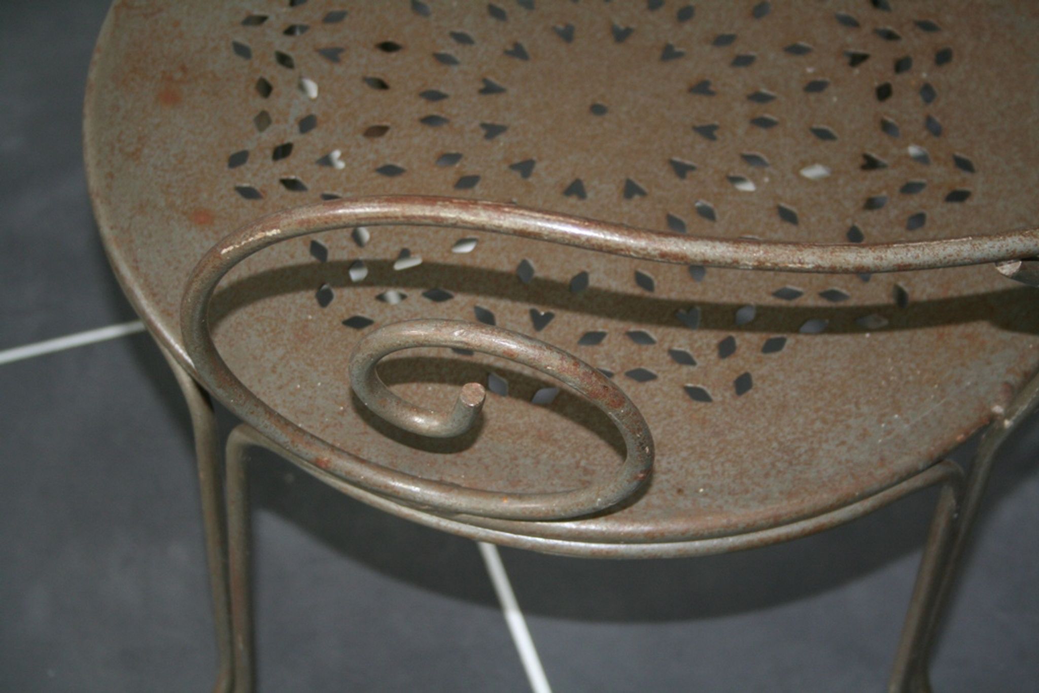 Series of 4 chairs of garden furniture wrought iron full years 60
