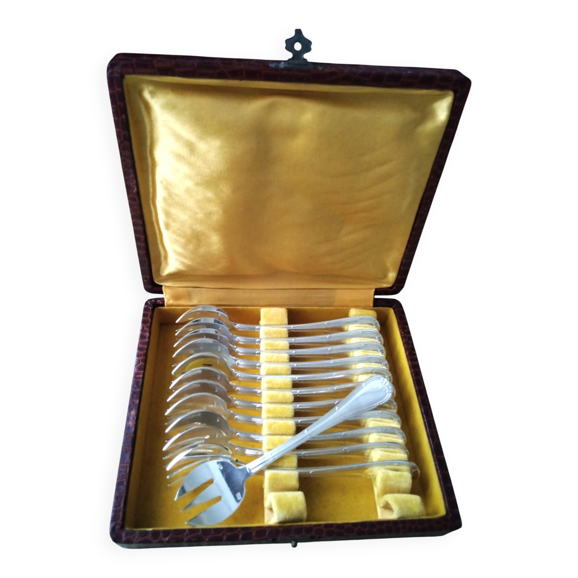 Set of 12 silver-plated oyster forks "Crossed Ribbons"