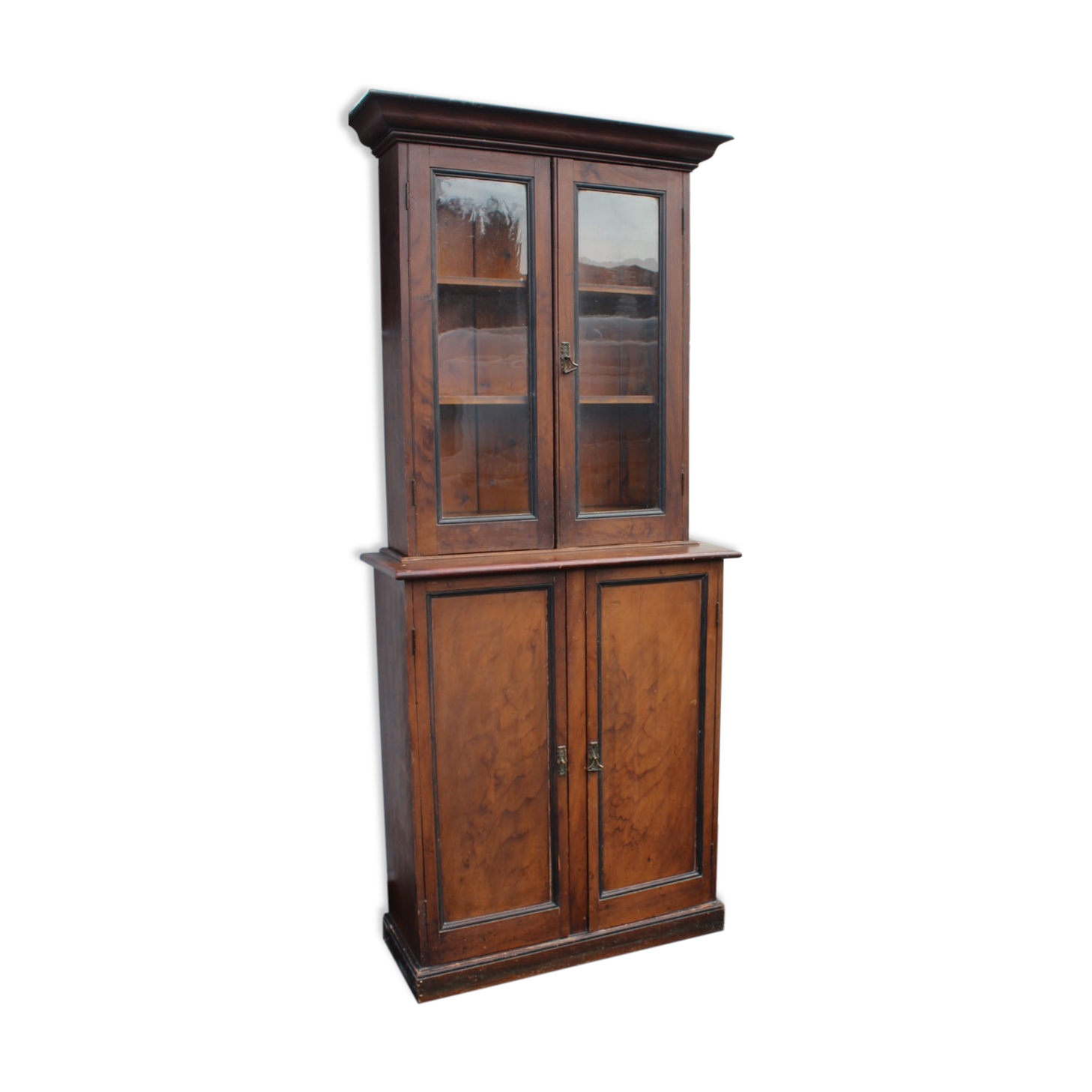 Pine bookcase with scrumbled original finnish