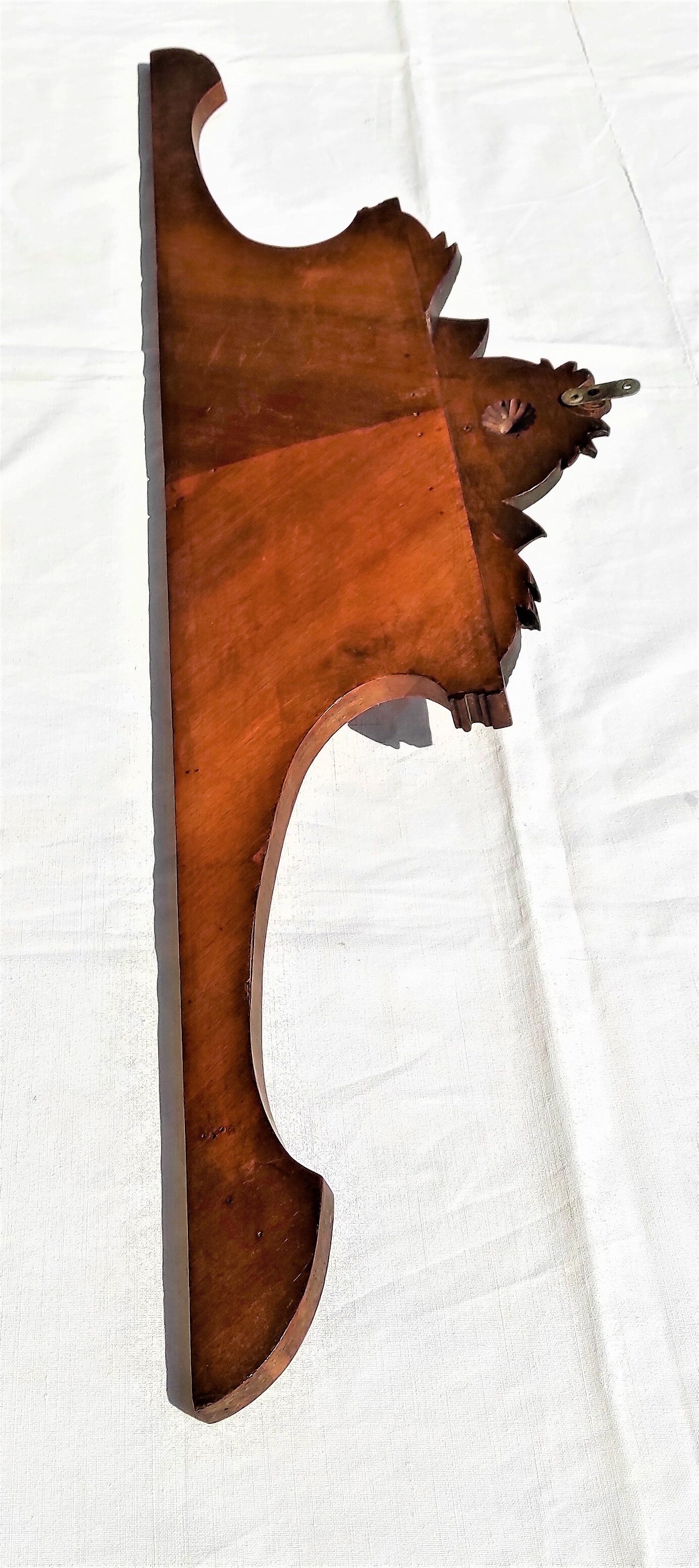 Fronton en bois sculpté pour dessus de porte ou autre