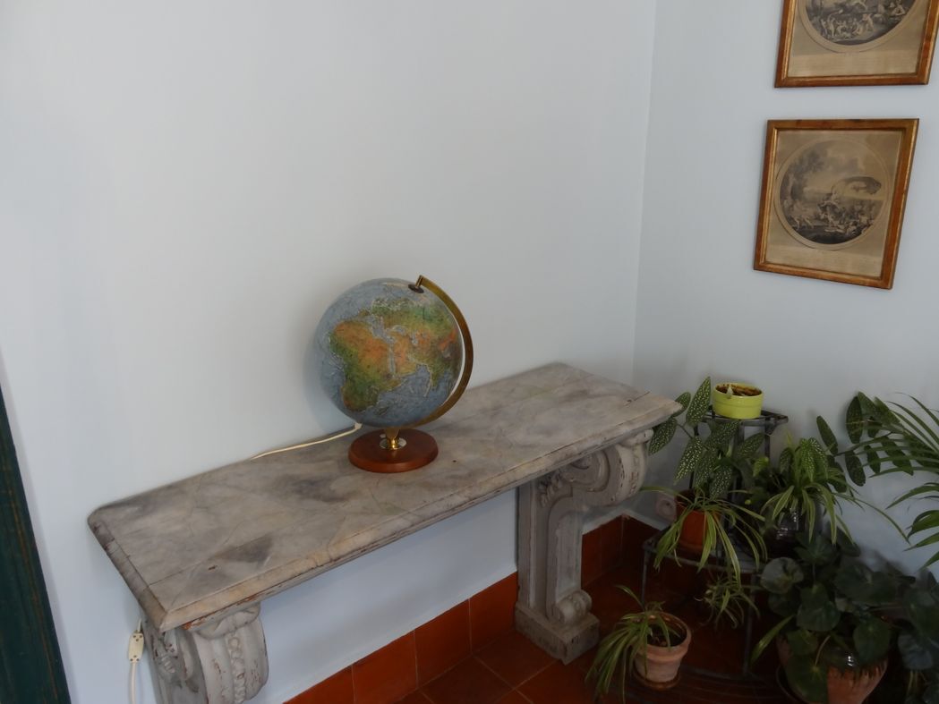 Globe Earth 50/60 foot wooden