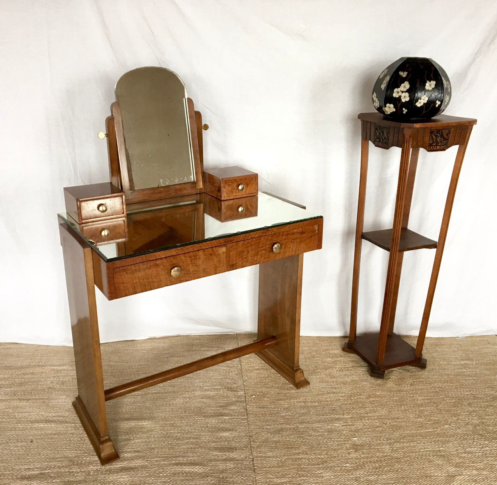 Art deco dressing table mirror
