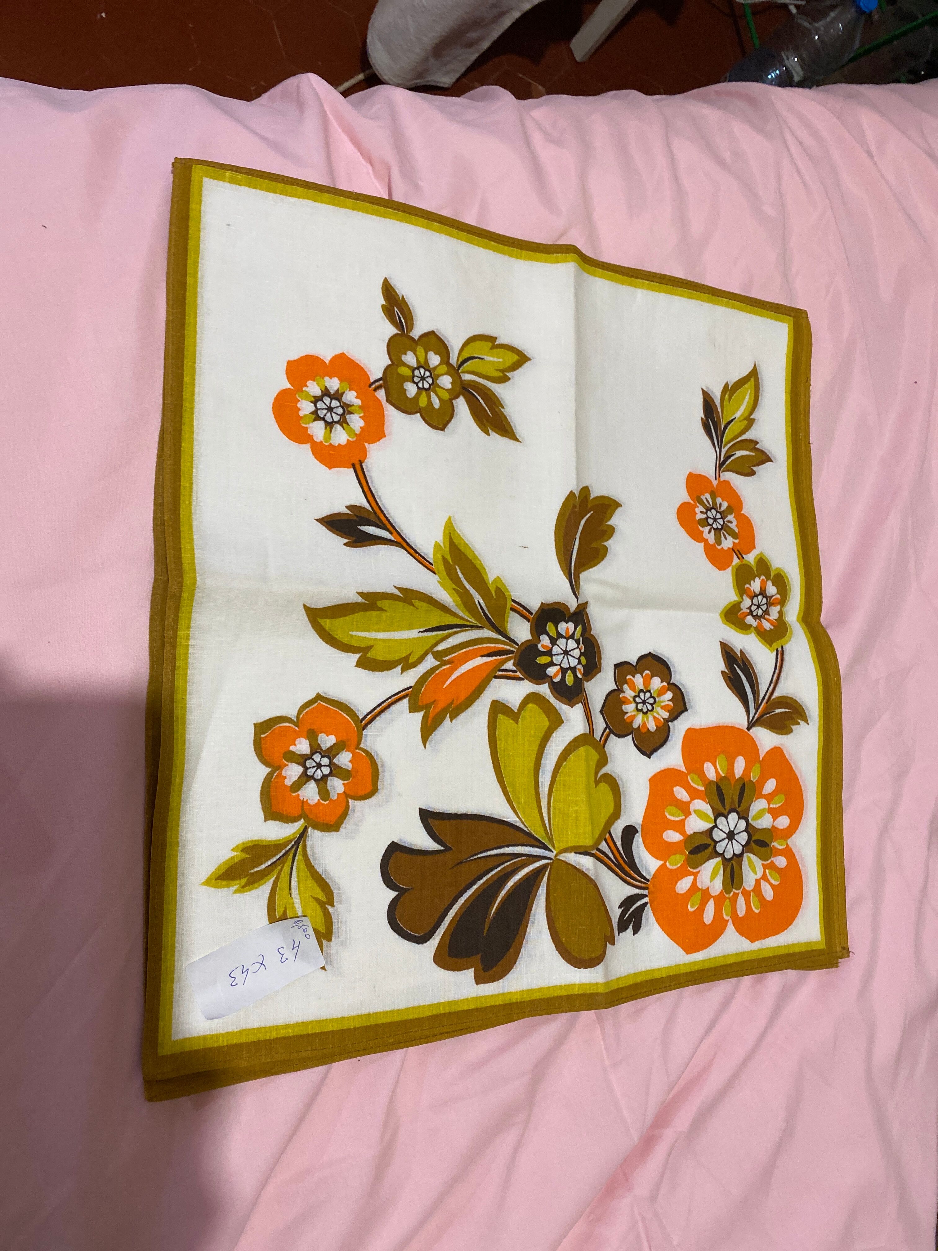 Serviettes de table  année 70