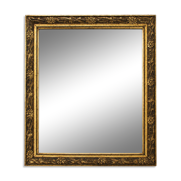 Wall mirror in an ornate frame, 1960s – vintage, gilded frame