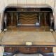 Bureau dos d'âne anglais des années 1930 en noyer