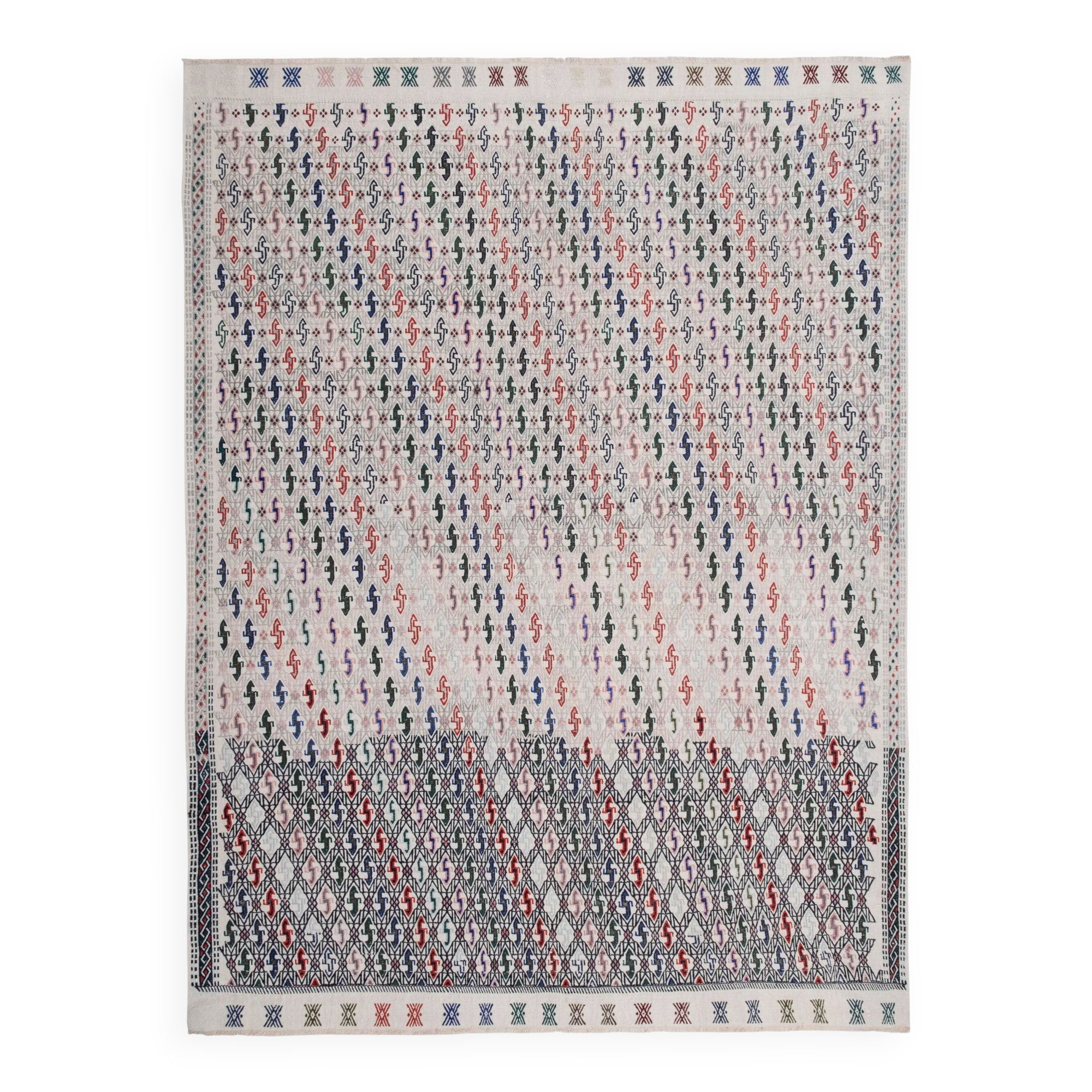 Vintage Turkish kilim, handwoven, 175x238 cm.